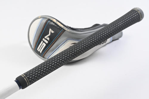 Taylormade SIM Max #4 Hybrid / 22 Degree / Regular Flex Ventus Blue 6 Shaft