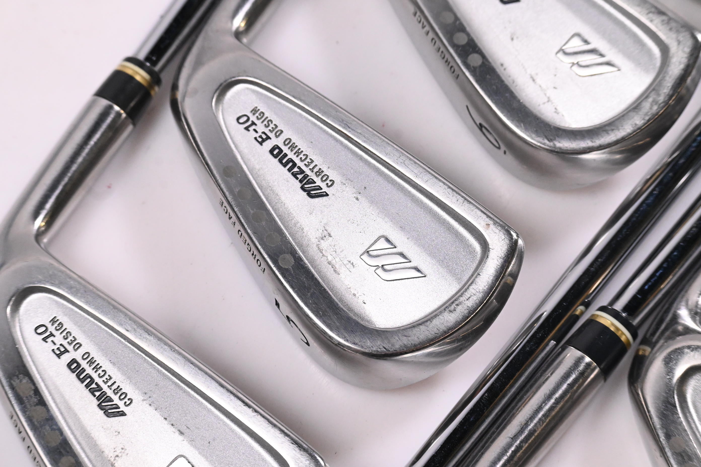 Mizuno E-10 Irons / 4-PW+GW+SW / Regular Flex Mizuno Shafts