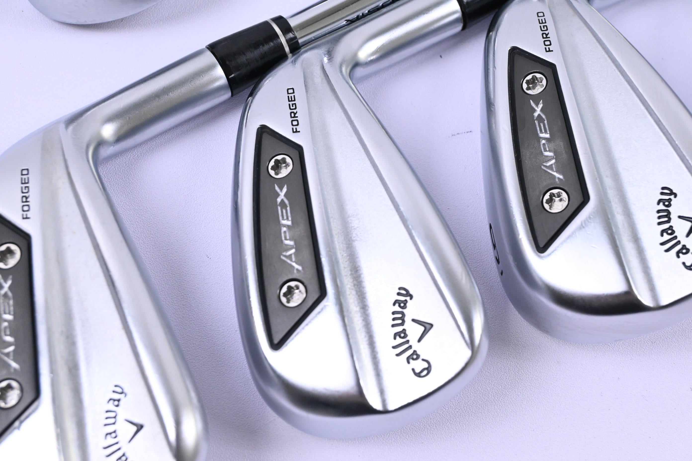 Callaway Apex Ai200 Irons / 4-PW / Stiff Flex Dynamic Gold Mid 100 Shafts