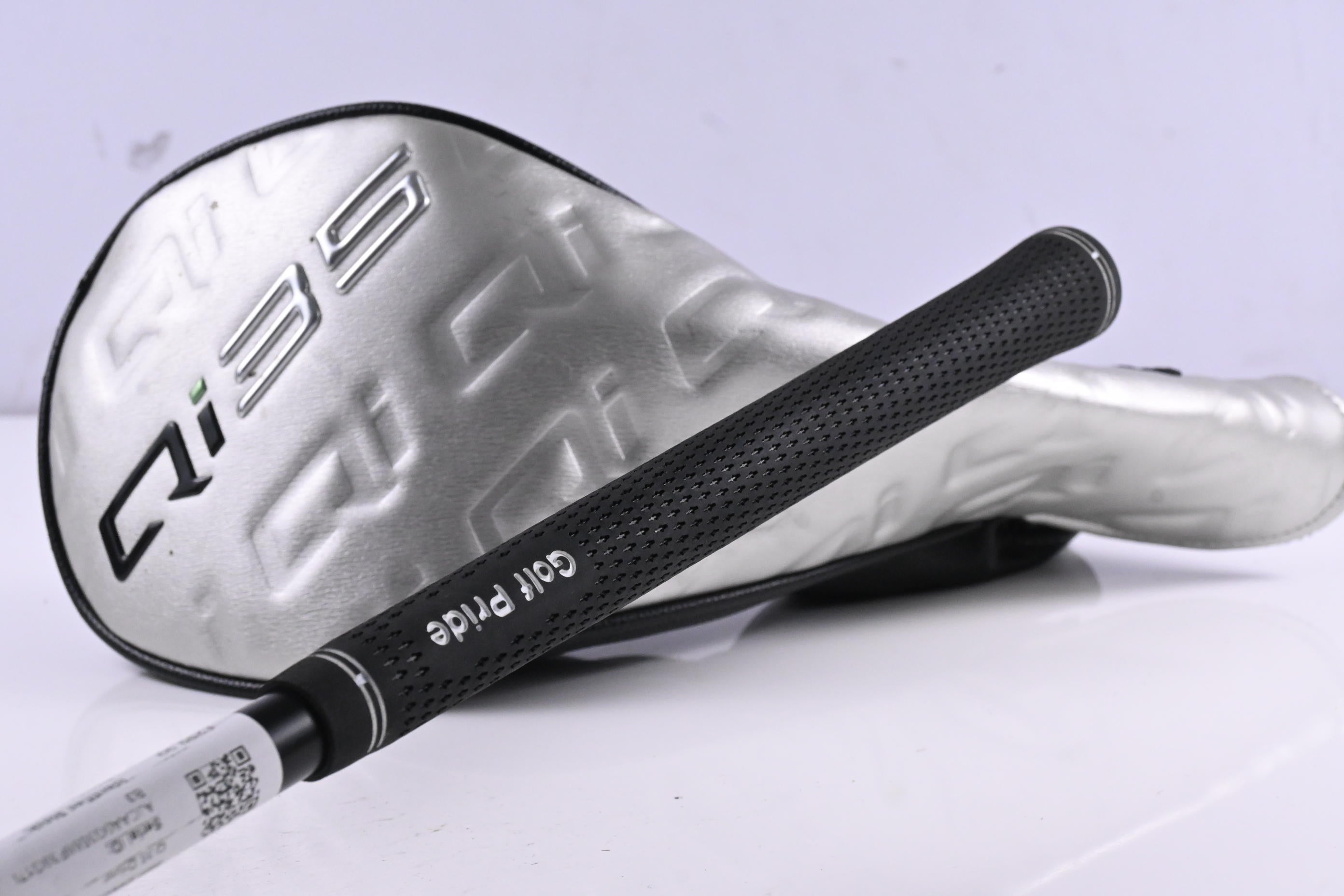 Taylormade Qi35 Driver / 9 Degree / X-Flex HZRDUS Black 60 Shaft