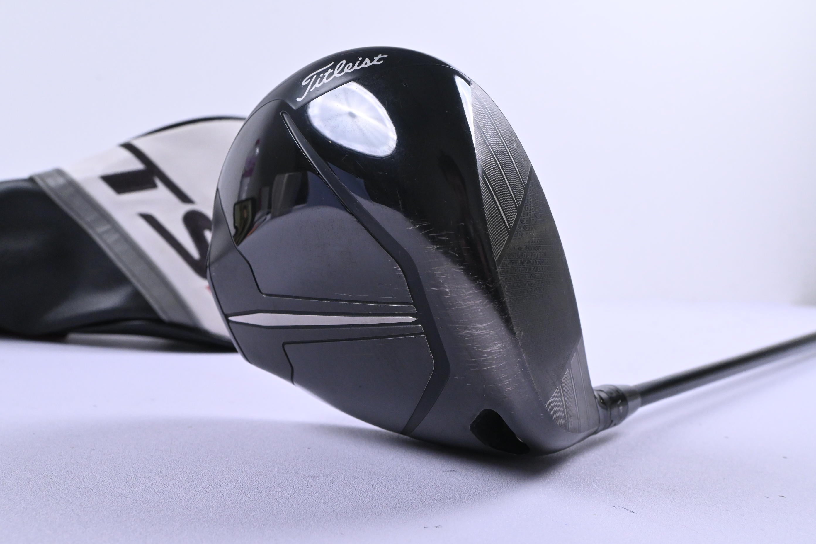 Titleist TSR2 Driver / 11 Degree / Regular Flex HZRDUS CB Red 50