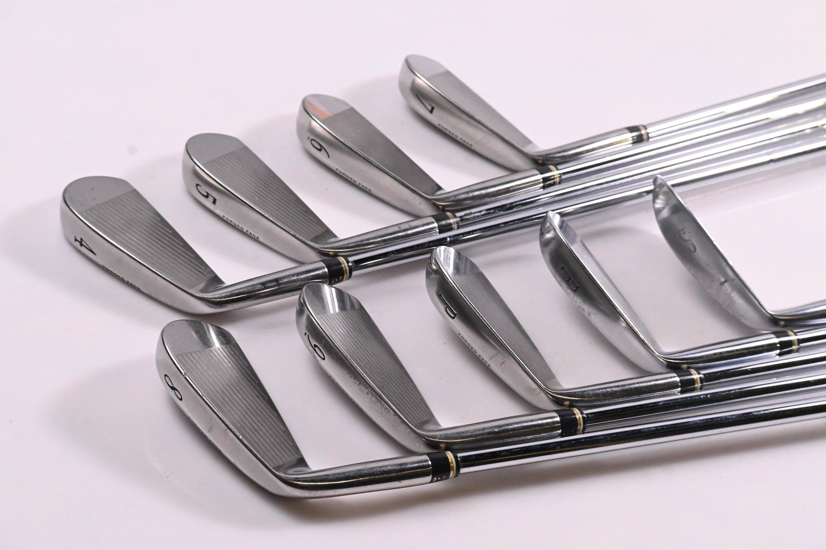 Mizuno E-10 Irons / 4-PW+GW+SW / Regular Flex Mizuno Shafts