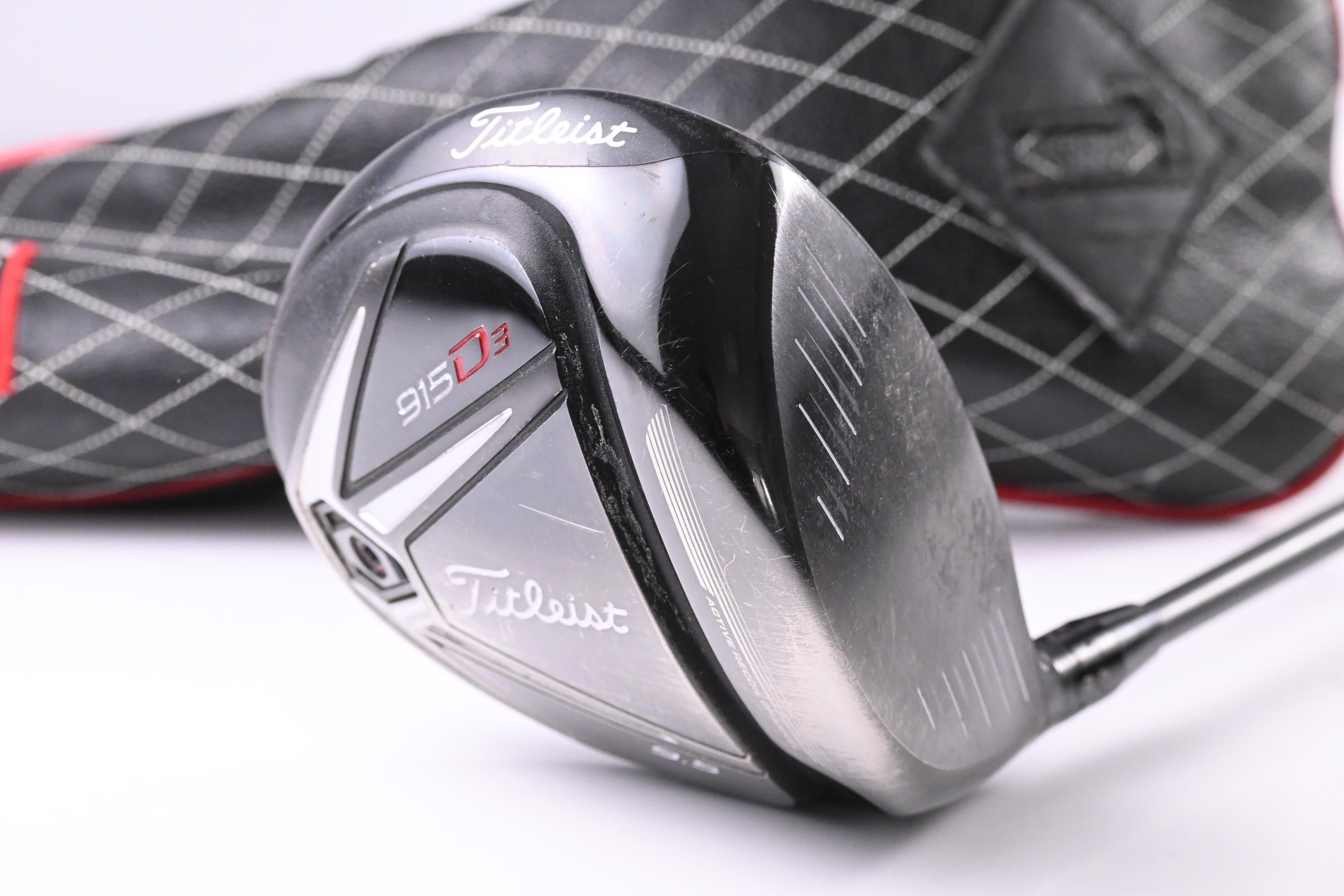 Titleist 915 D3 Driver / 9.5 Degree / Regular Flex HZRDUS Smoke Black 60 Shaft