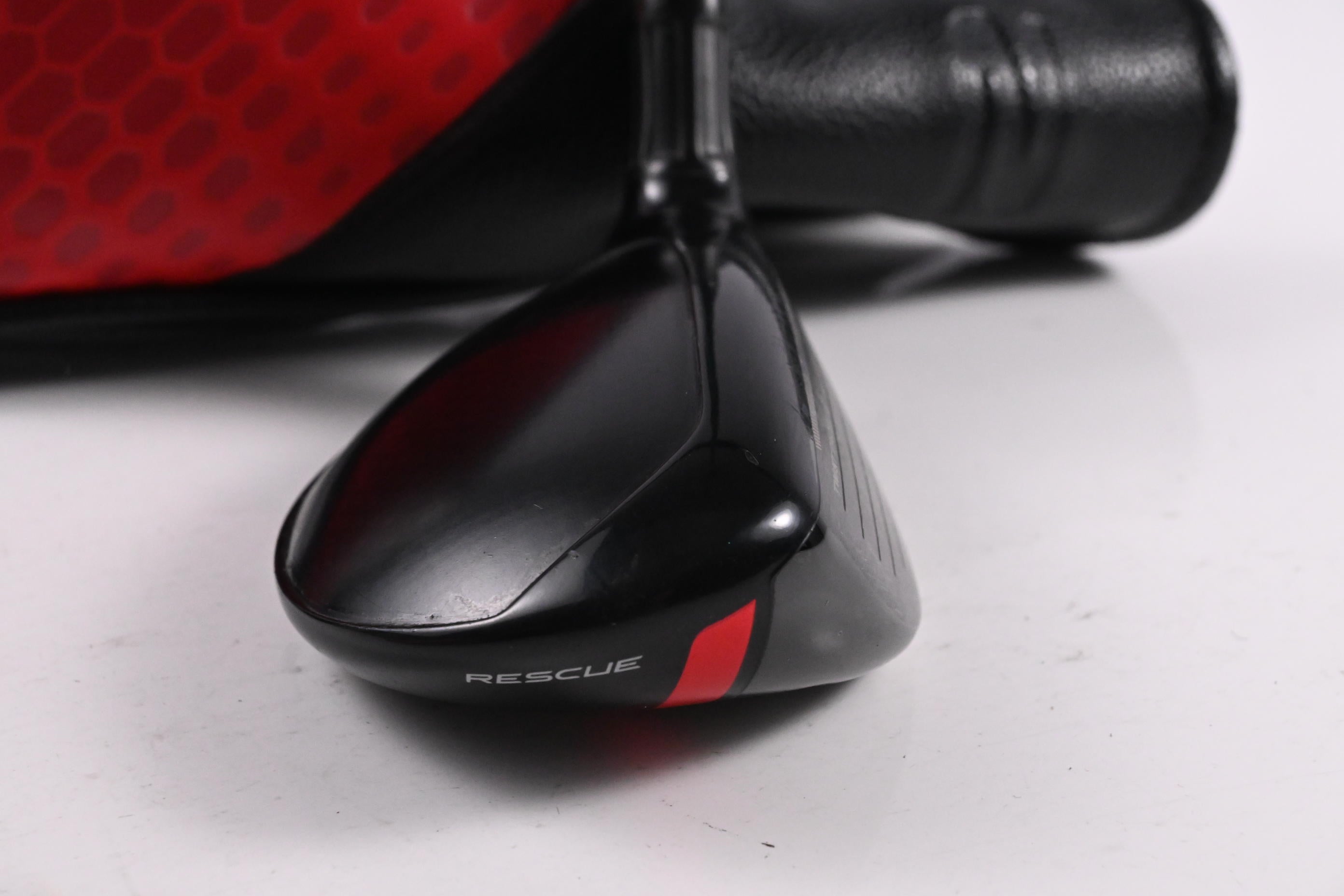 Taylormade Stealth #6 Hybrid / 28 Degree / Senior Flex Fujikura Ventus Red 5