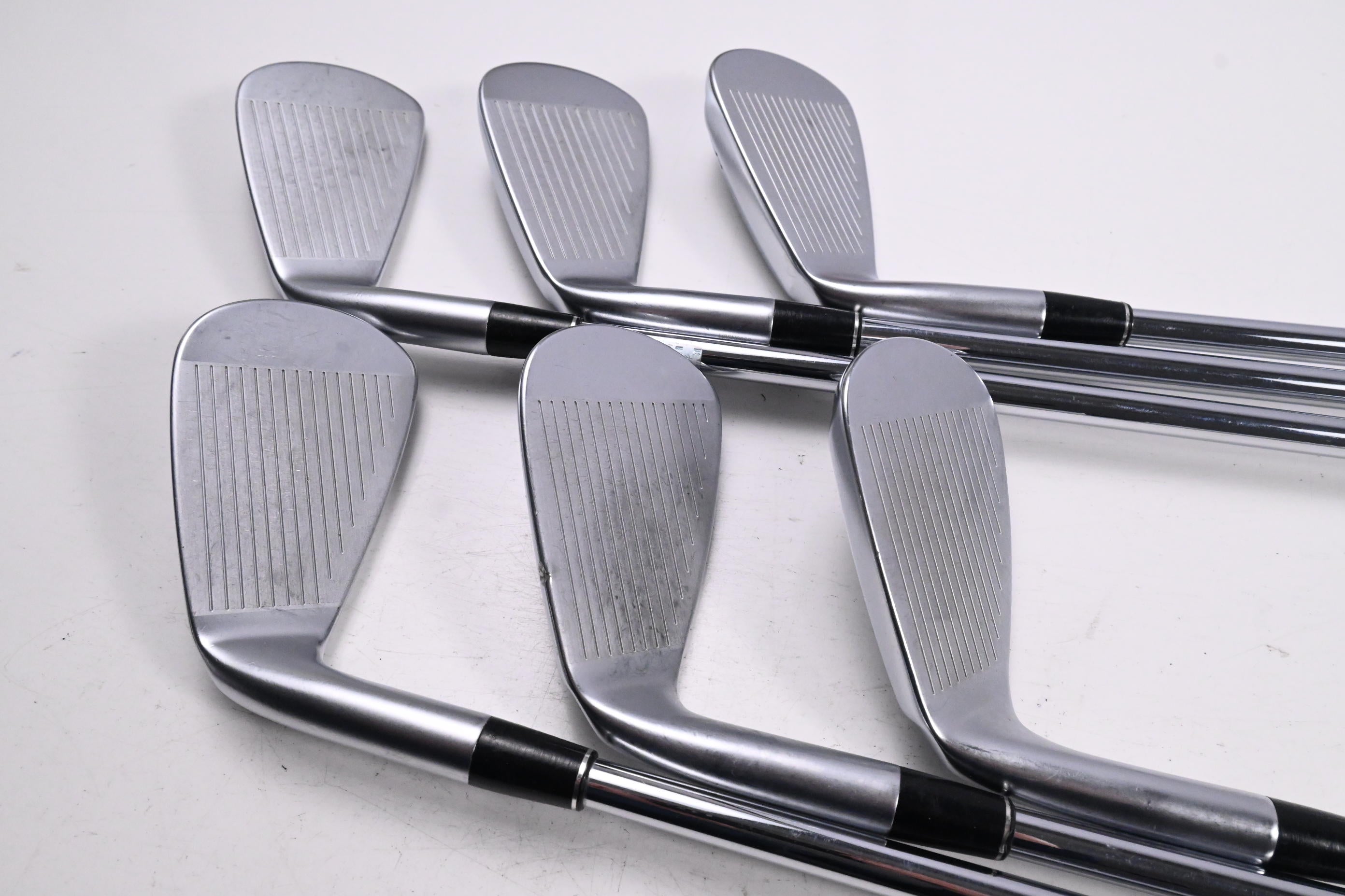 Srixon ZXi4 Irons / 6-PW+AW / Regular Flex NS Pro Modus 3 Tour 105 Shafts