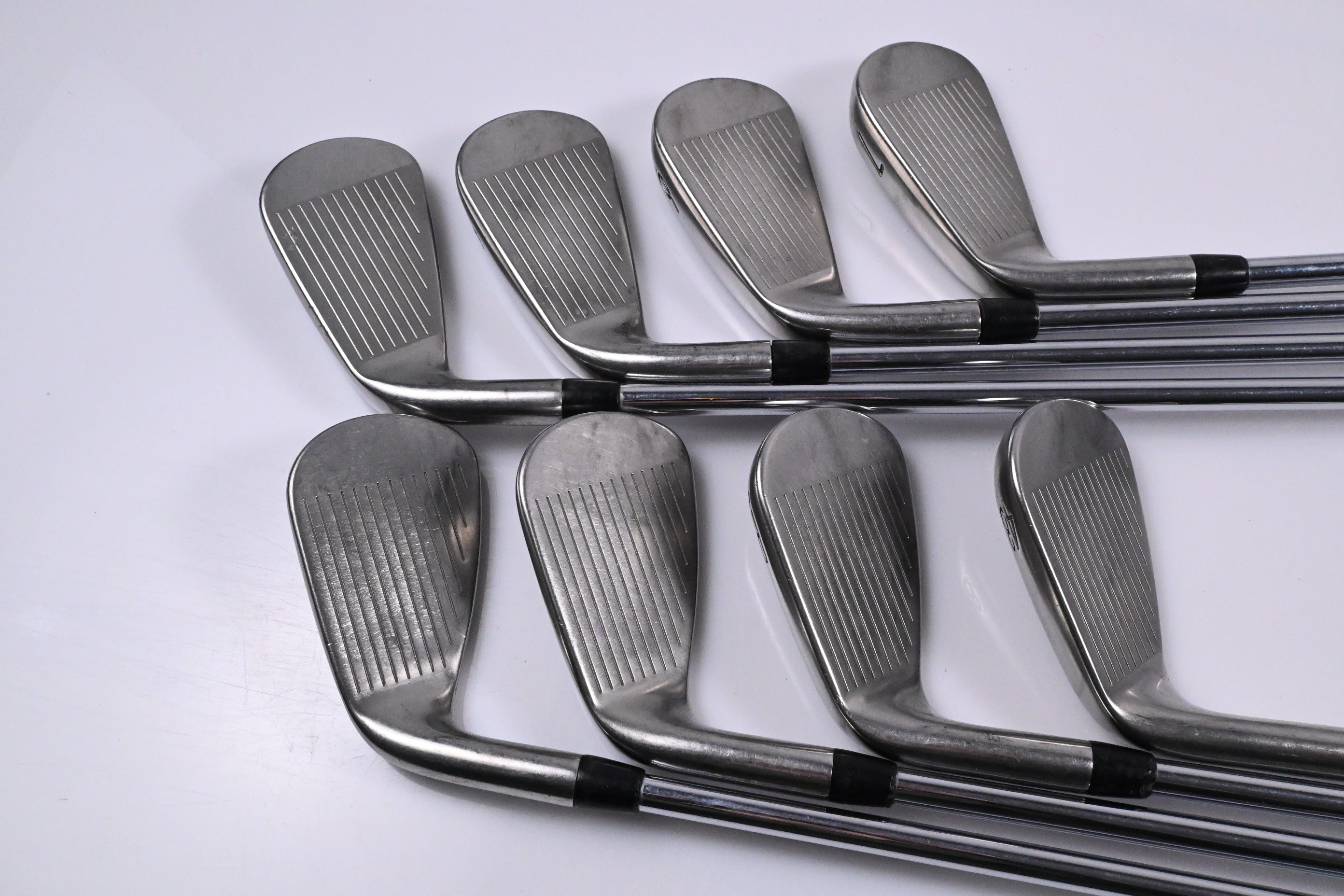 Titleist T300 2019 Irons / 4-PW+GW / Regular Flex AMT Red R300 Shafts