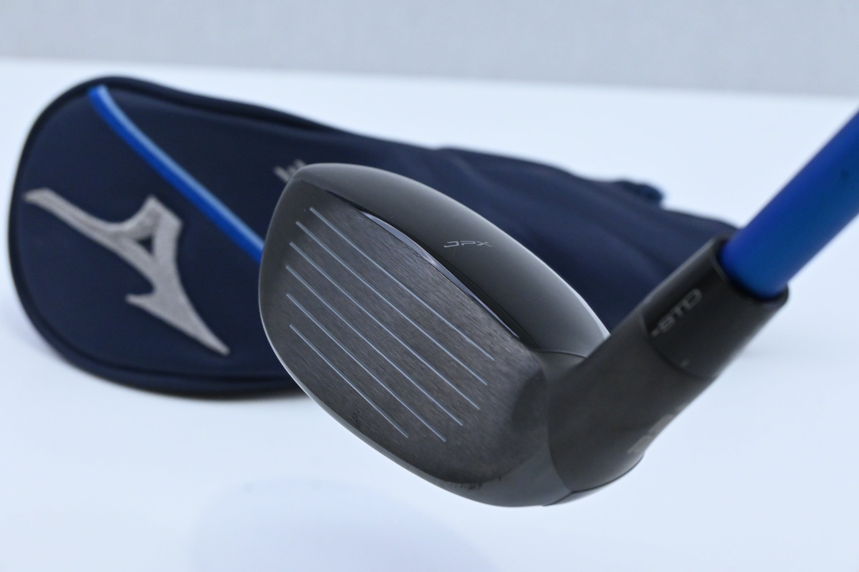 Mizuno JPX One #4 Hybrid / 22 Degree / Regular Flex Denali Frost Blue 70 Shaft
