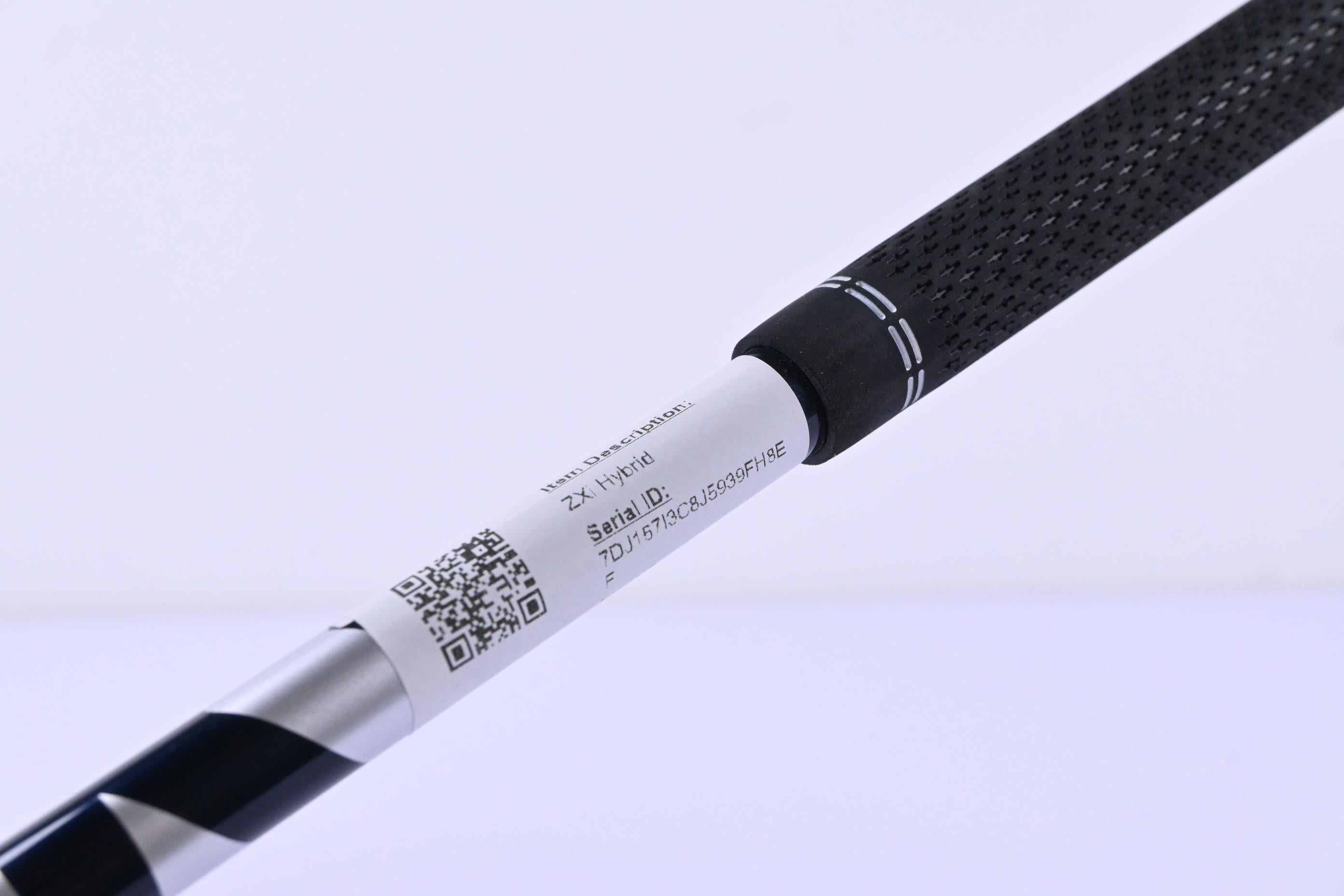 Srixon ZXi #4 Hybrid / 22 Degree / Regular Flex Fujikura Ventus TR Blue 7 Shaft