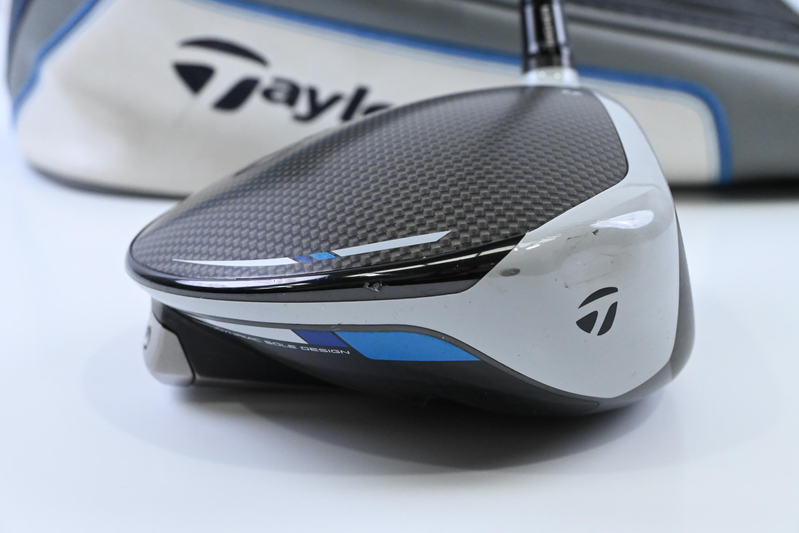 Taylormade SIM Driver / 10.5 Degree / Stiff Flex HZRDUS Smoke Black 60 Shaft