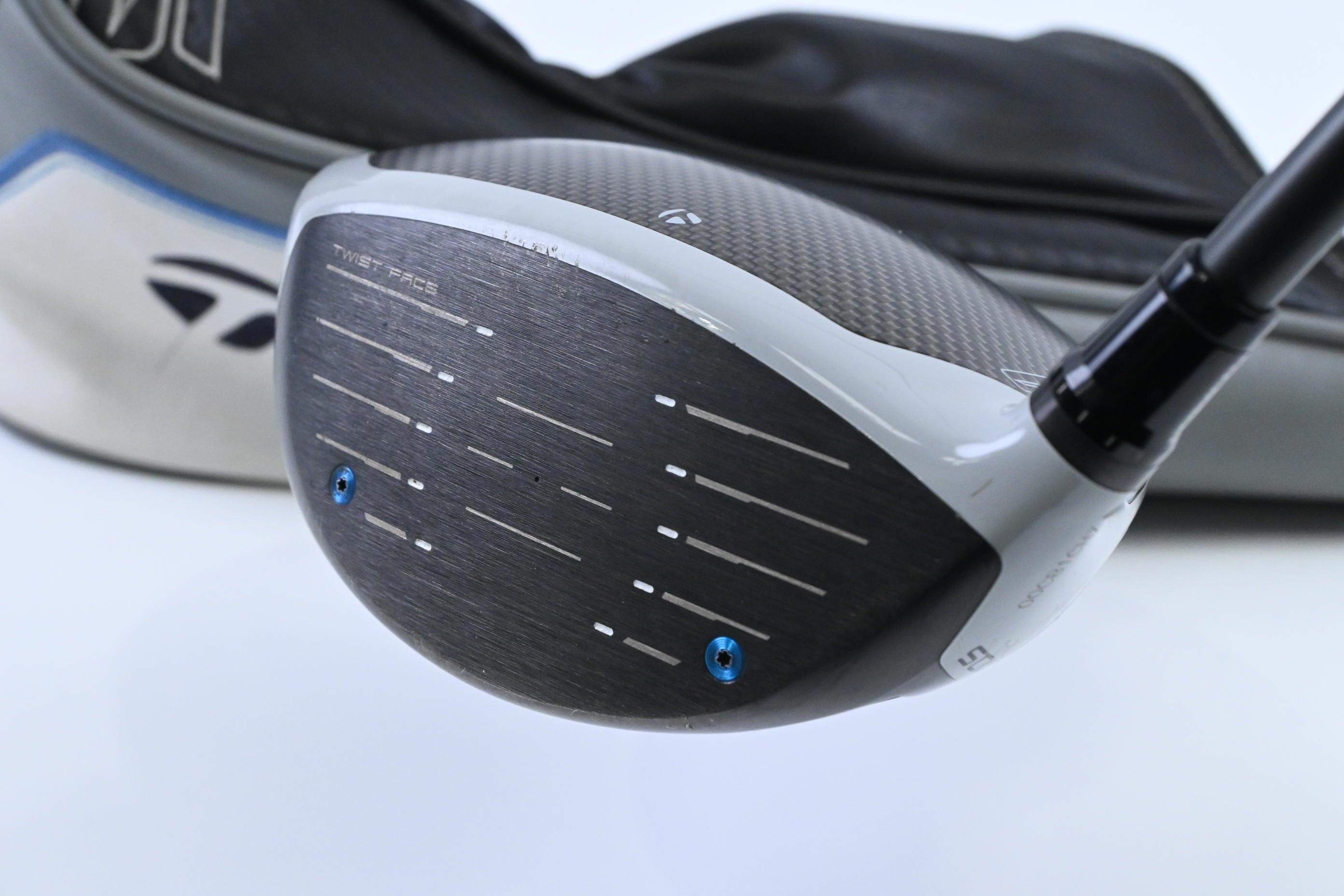 Taylormade SIM Driver / 10.5 Degree / Stiff Flex HZRDUS Smoke Black 60 Shaft