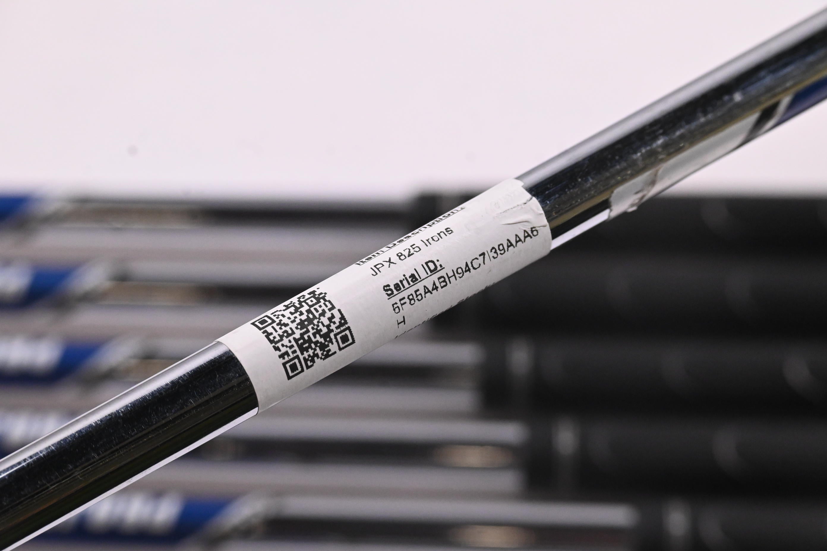Mizuno JPX 825 Irons / 4-PW / Regular Flex Project X Shafts