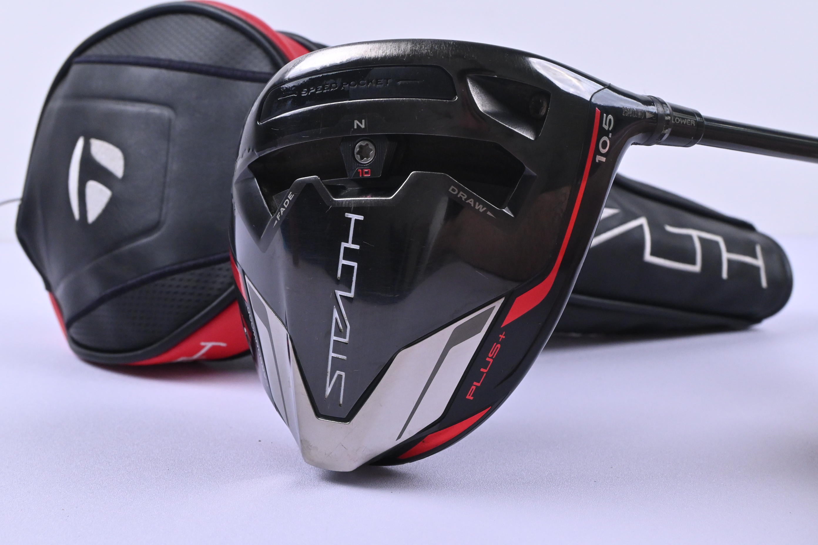 Taylormade Stealth Plus Driver / 10.5 Degree / X-Flex Fujikura HZRDUS RDX Smoke