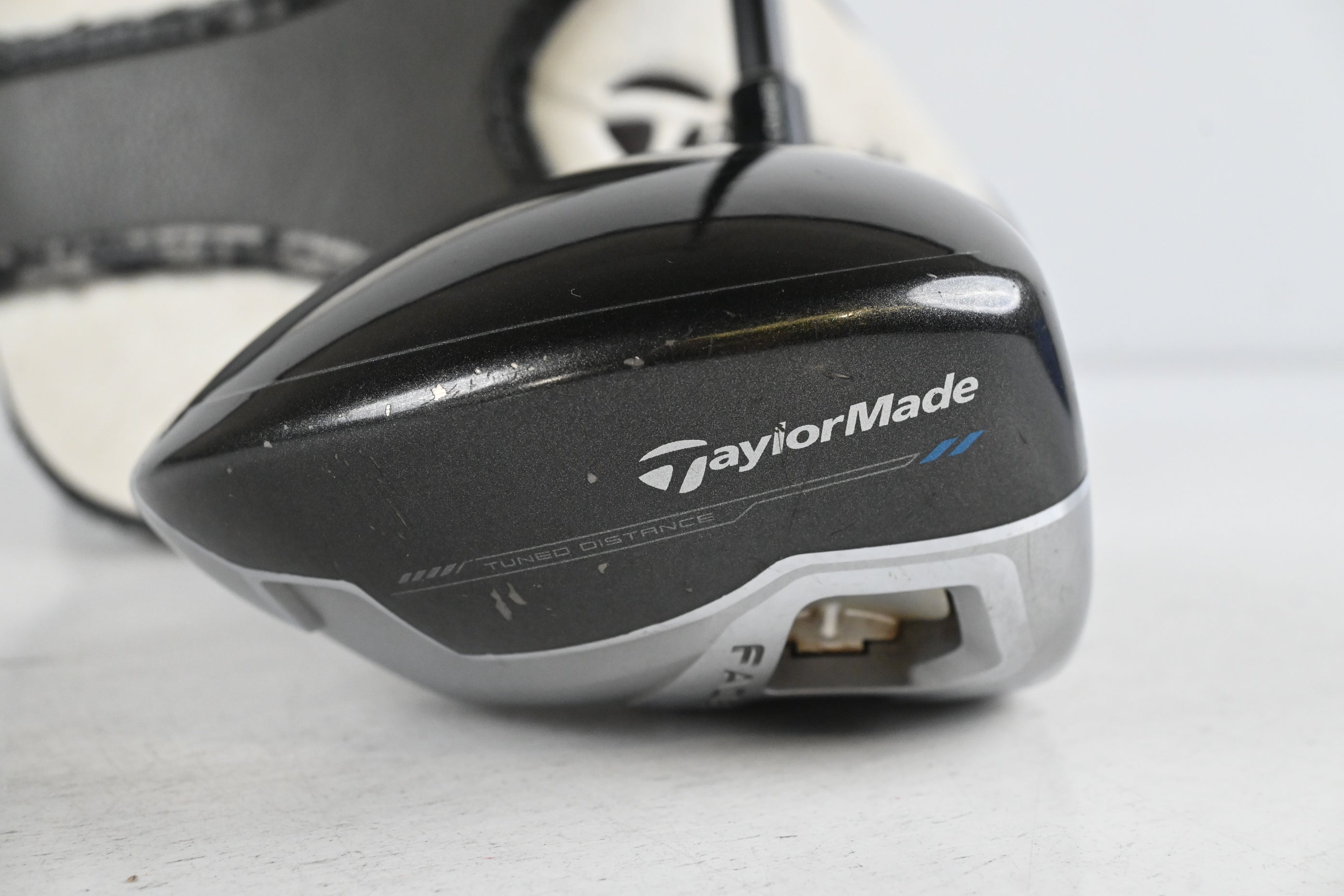 Taylormade SLDR Driver / 10.5 Degree / Regular Flex Speeder 65 Shaft