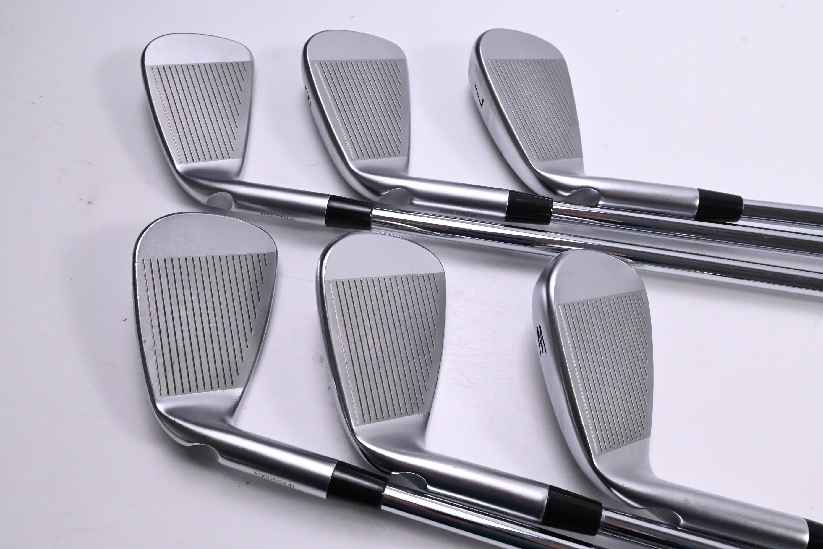 Ping i230 Irons / 5-PW / Red Dot / Regular Flex Ping AWT 2.0 Shafts