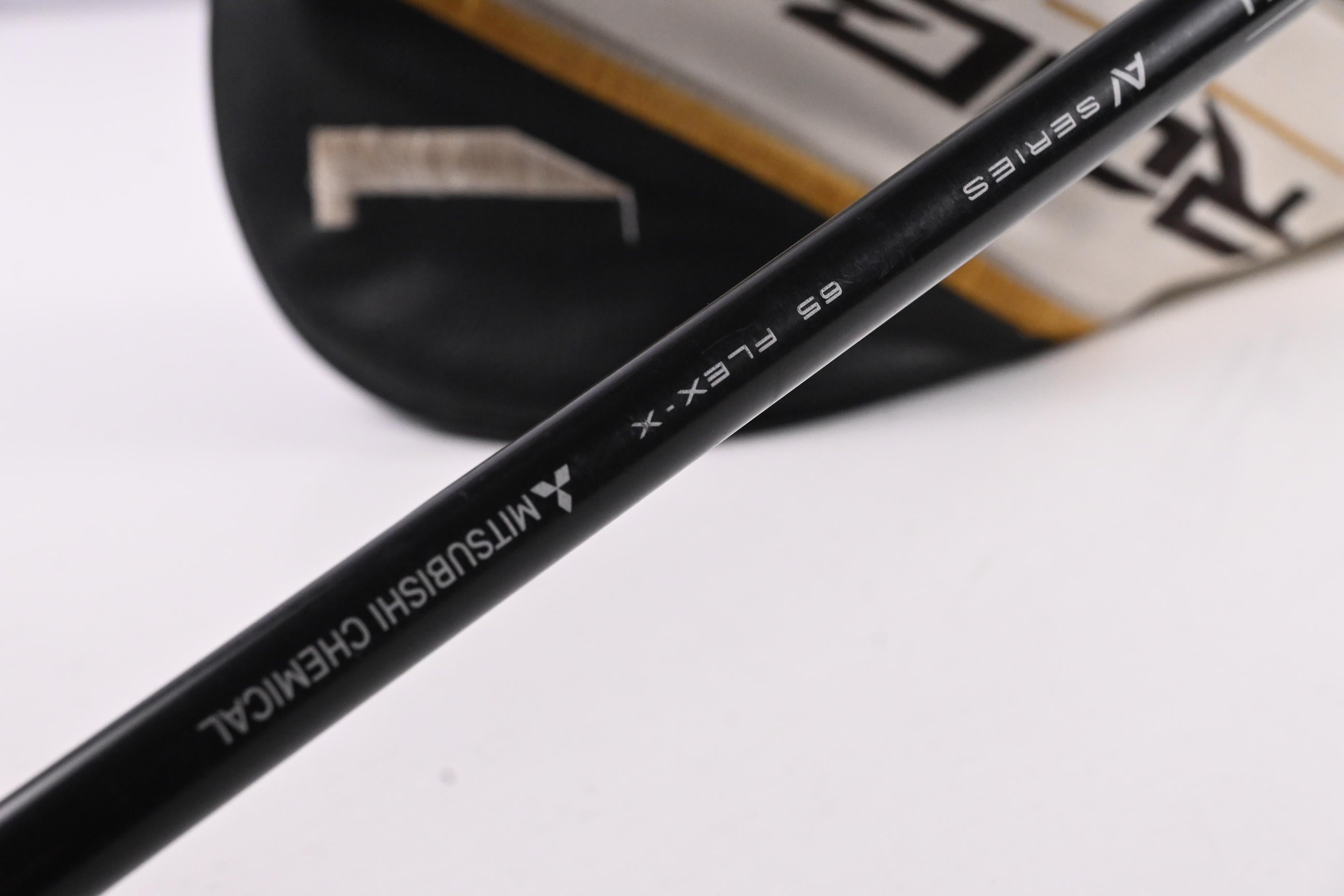 Callaway Rogue ST MAX Driver / 9 Degree / X-Flex Tensei AV Raw White 65 Shaft