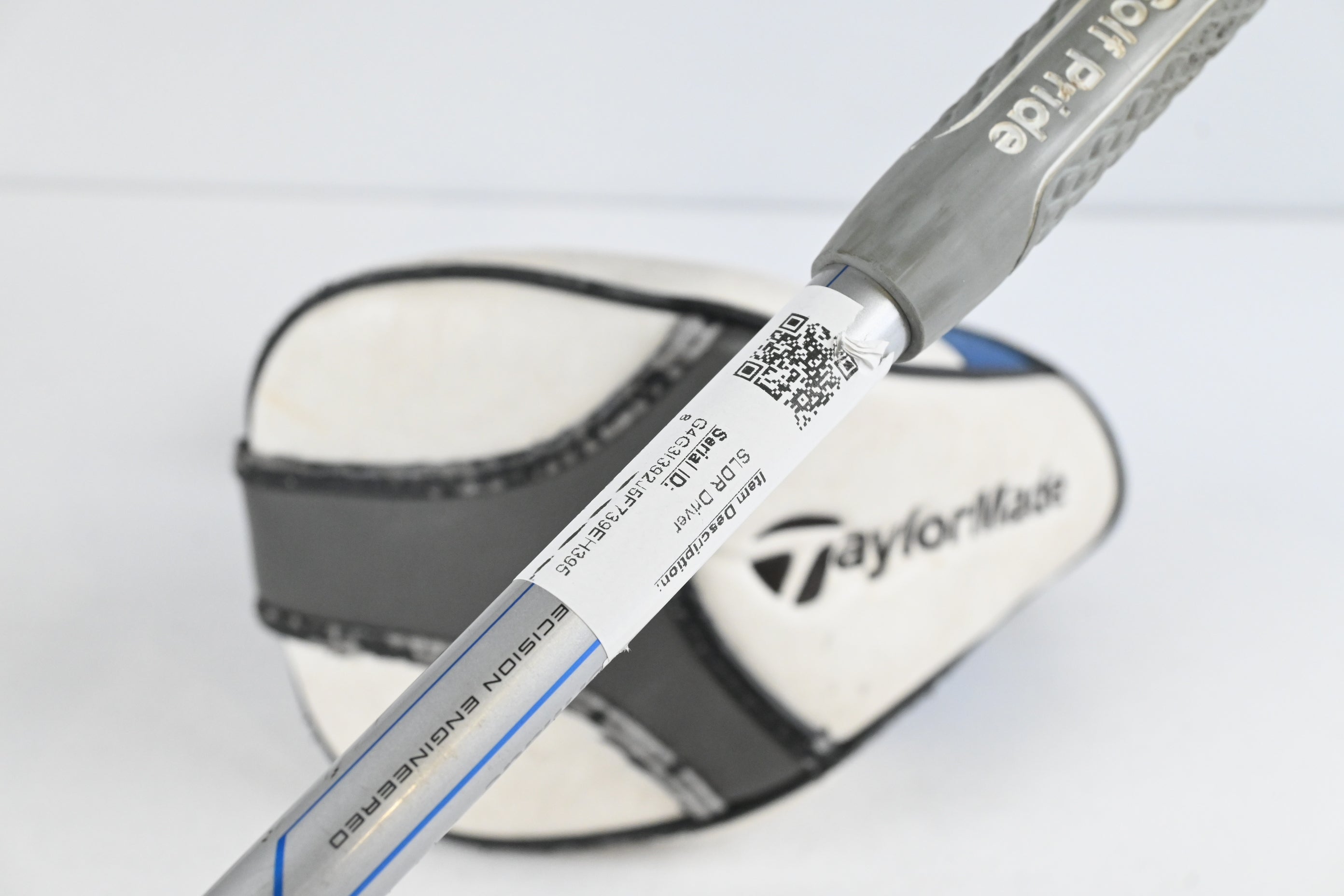 Taylormade SLDR Driver / 10.5 Degree / Regular Flex Speeder 65 Shaft