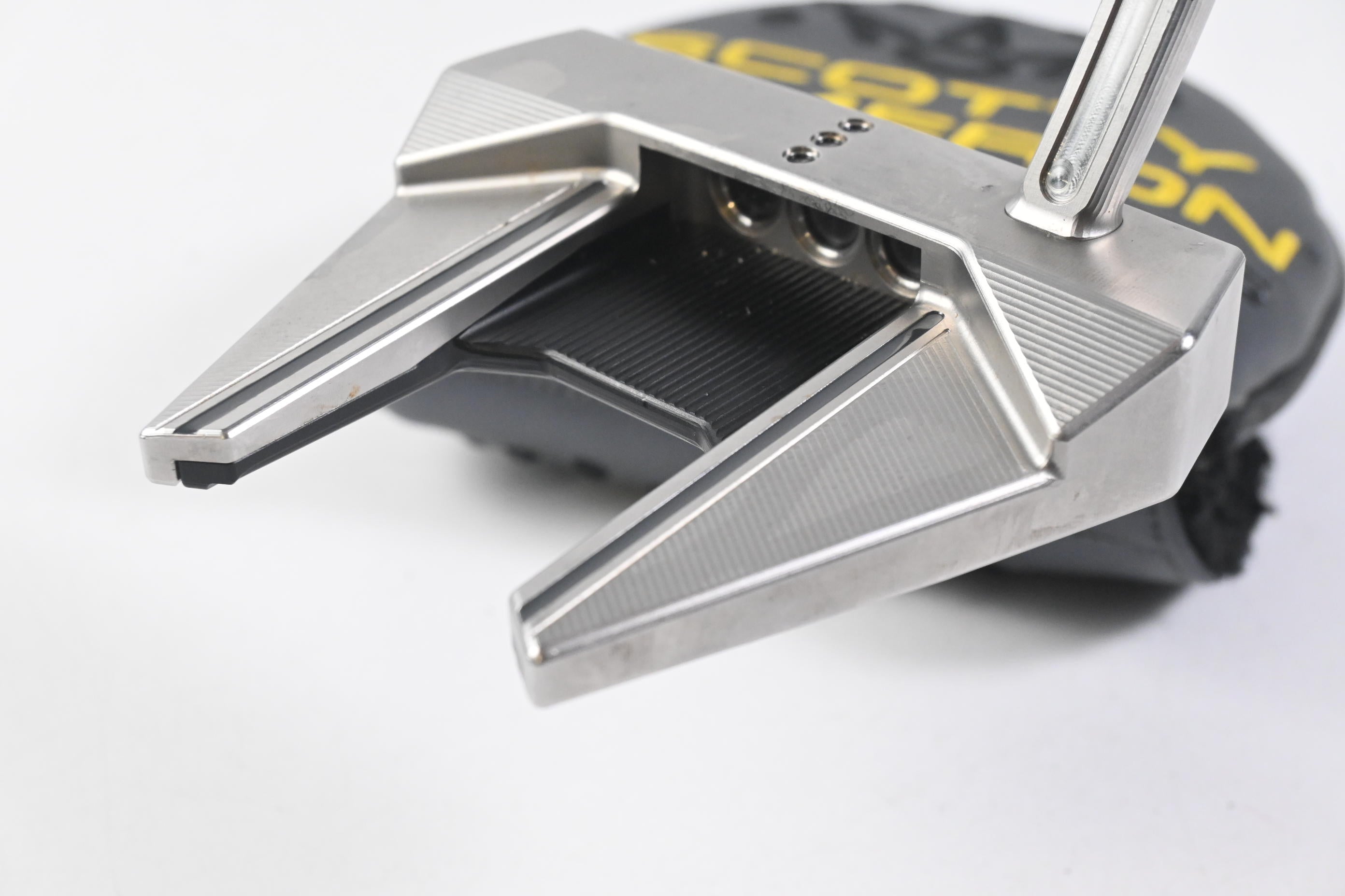 Left Hand Scotty Cameron Phantom X 2024 Putter / 35 Inch