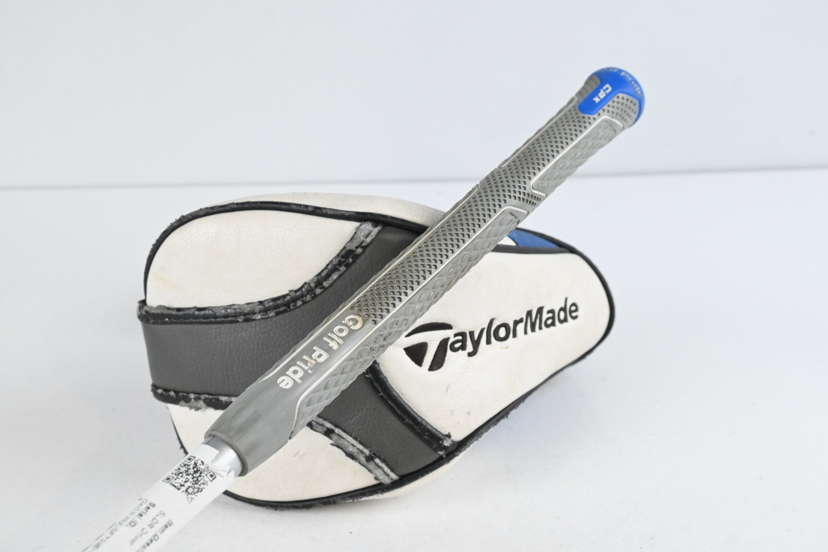 Taylormade SLDR Driver / 10.5 Degree / Regular Flex Speeder 65 Shaft