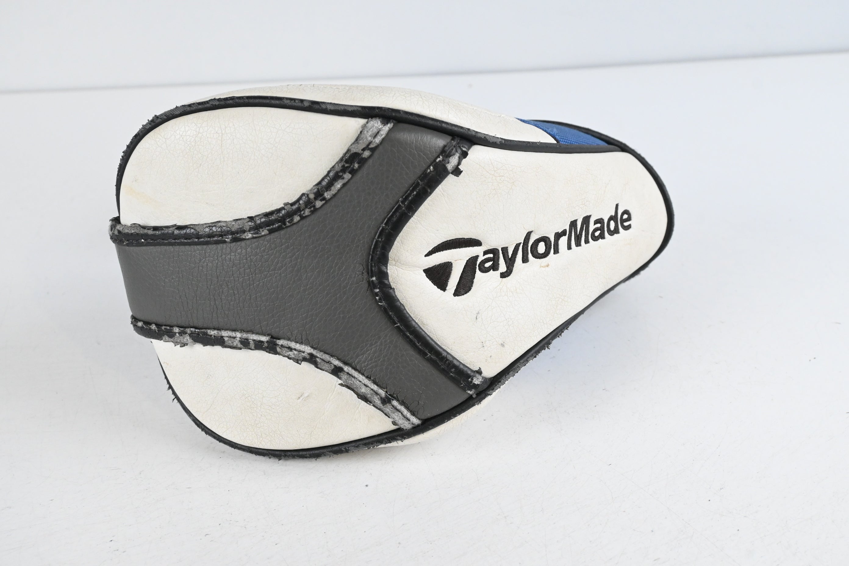 Taylormade SLDR Driver / 10.5 Degree / Regular Flex Speeder 65 Shaft