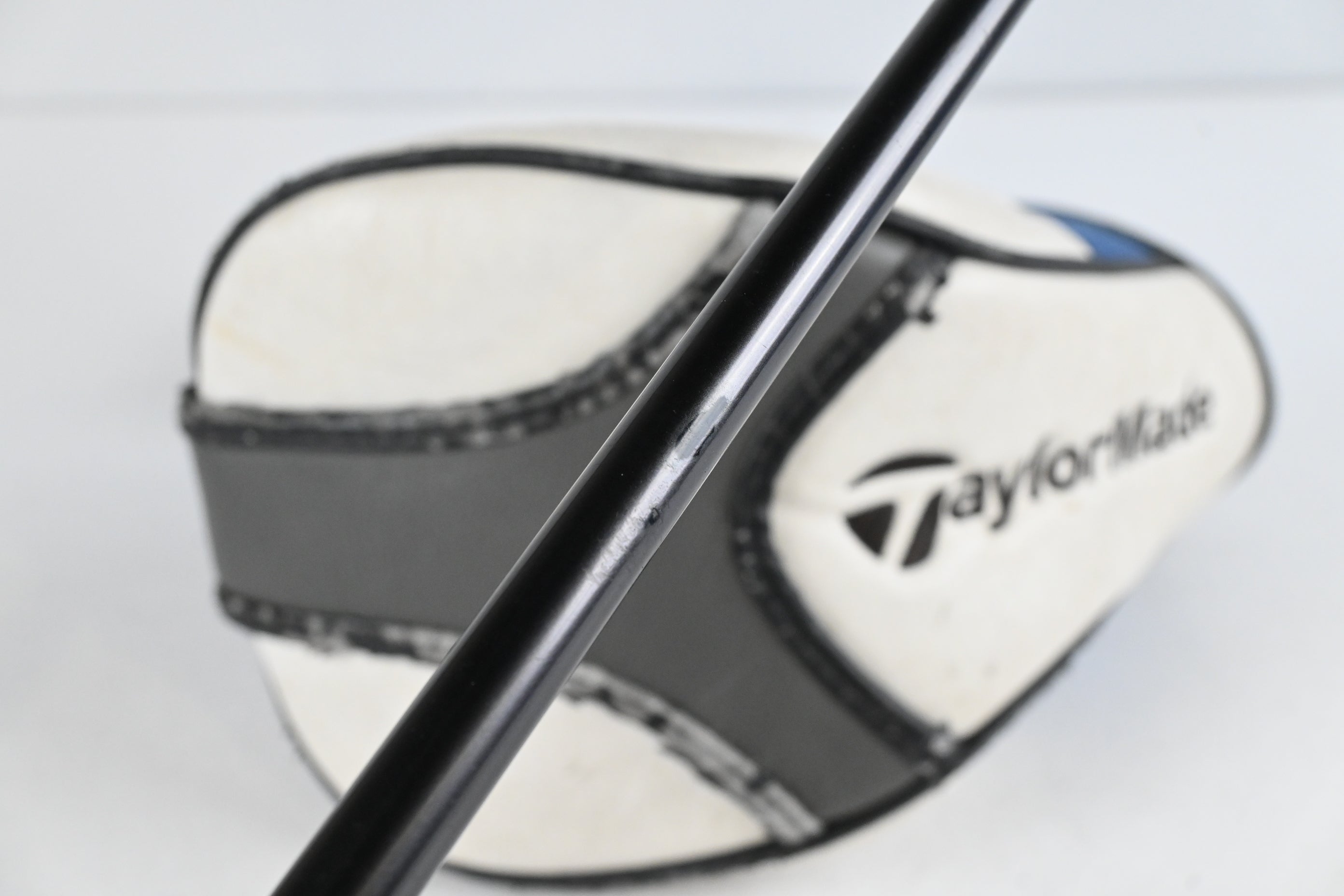 Taylormade SLDR Driver / 10.5 Degree / Regular Flex Speeder 65 Shaft