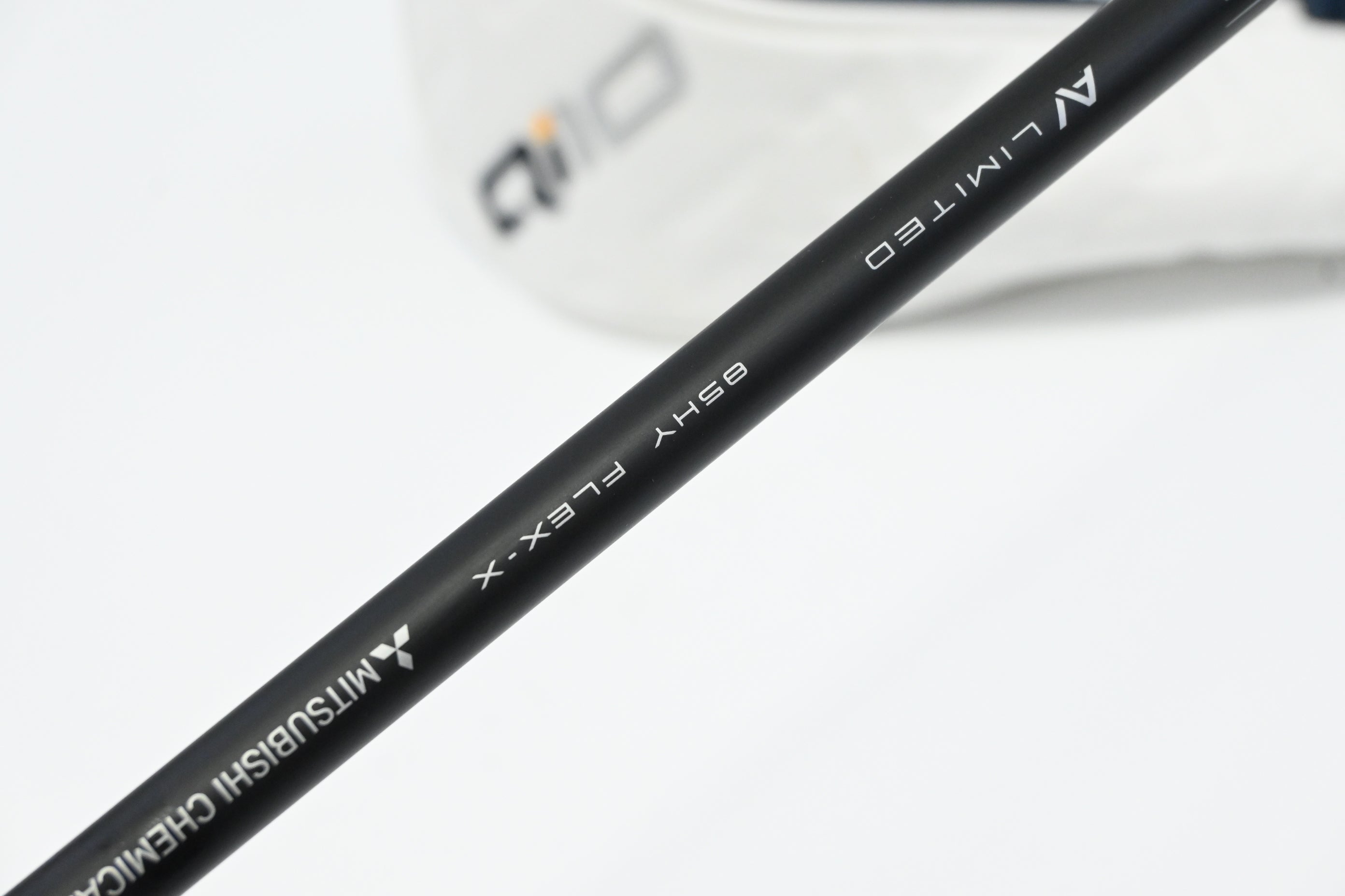 Taylormade Qi10 Tour #3 Hybrid / 19.5 Degree / X-Flex Tensei AV Limited Blue 85