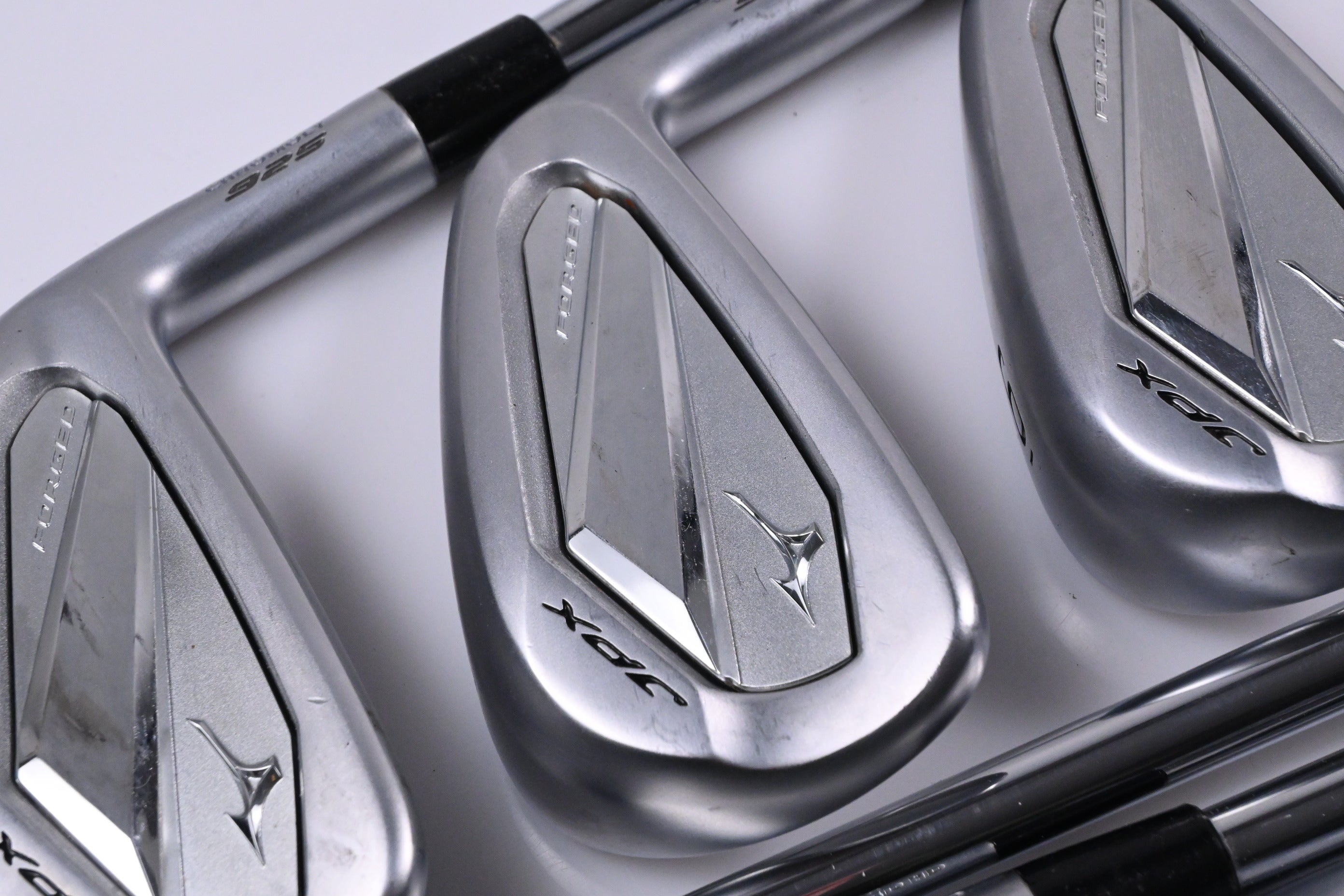 Mizuno JPX 925 Forged Irons / 4-PW / Stiff Flex N.S.PRO Modus 3 Tour 120 Shafts