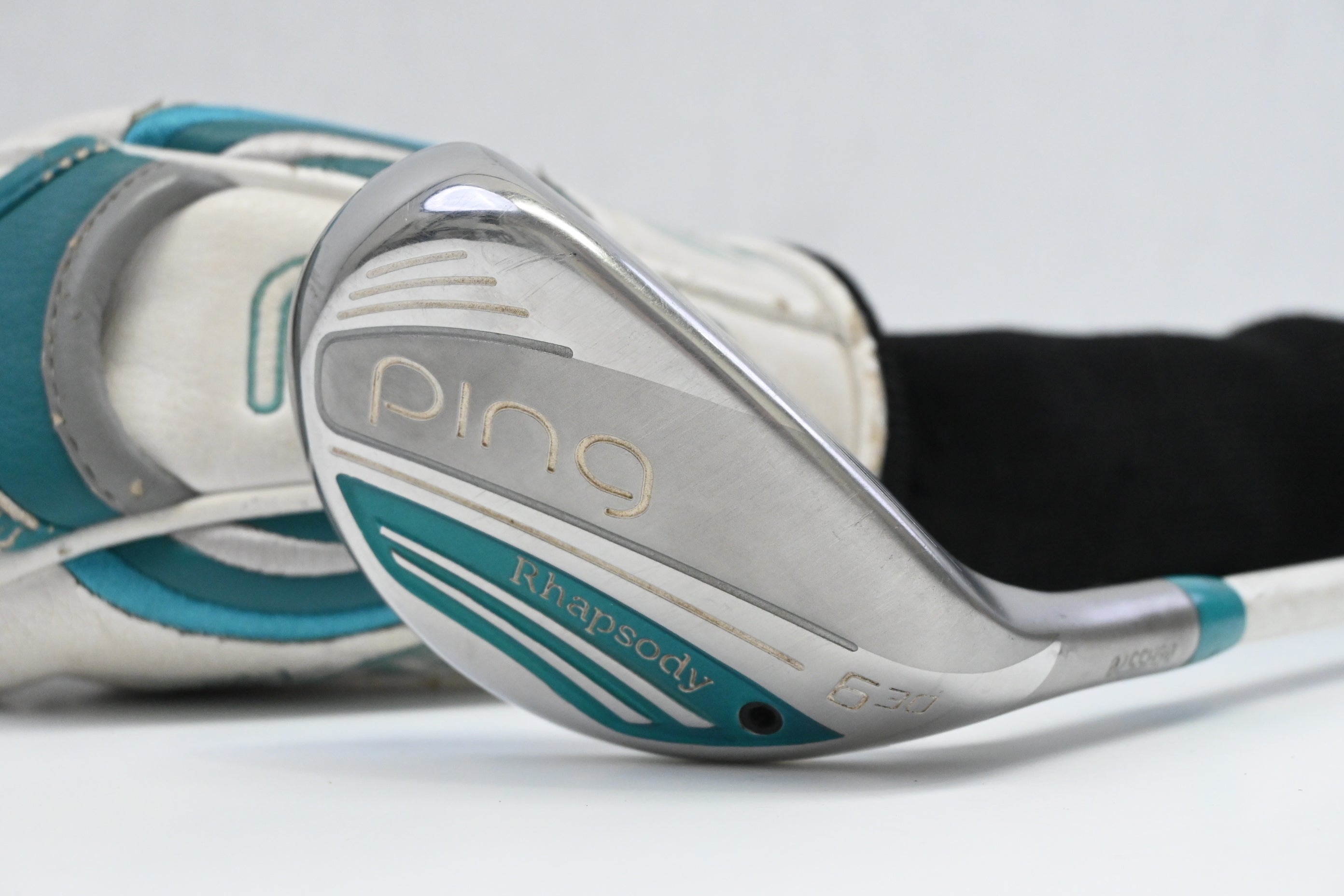 Ladies Ping Rhapsody 2015 #6 Hybrid / 30 Degree / Ladies Flex Ping ULT 220 Shaft