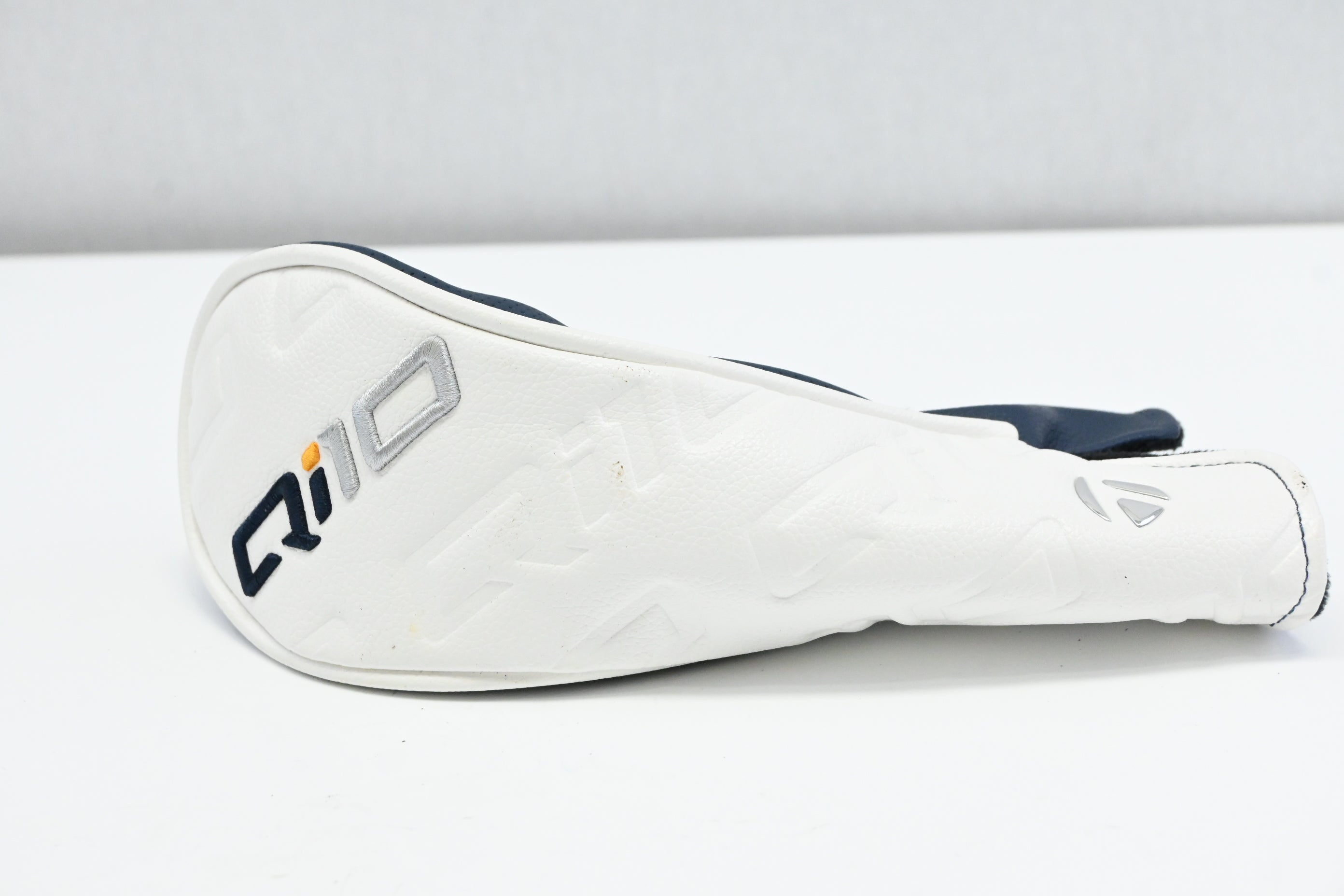 Taylormade Qi10 Tour #3 Hybrid / 19.5 Degree / X-Flex Tensei AV Limited Blue 85