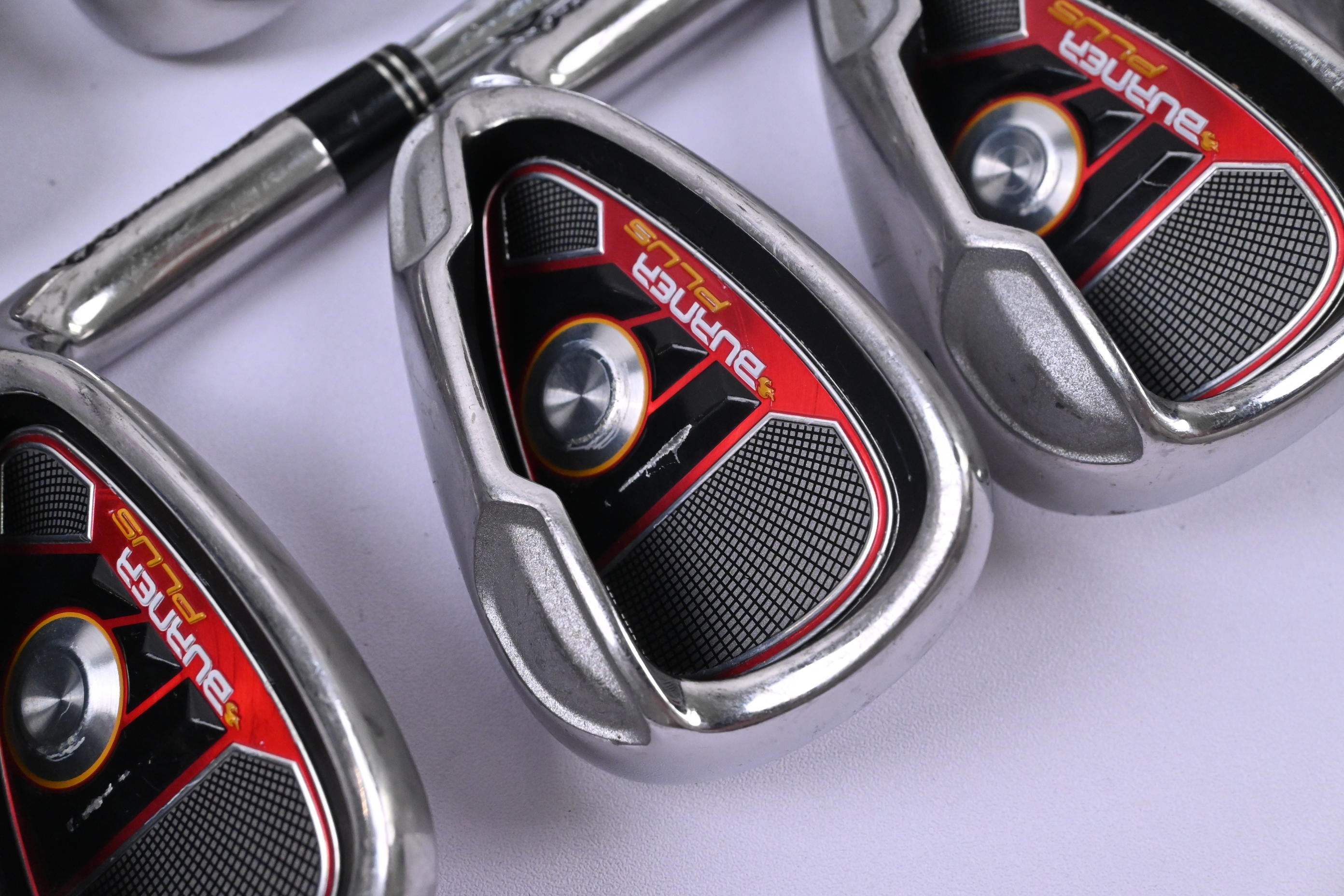 Taylormade Burner Plus Irons / 4-PW+SW / Regular Flex Burner 85 Shafts