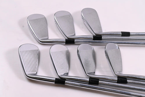 Mizuno Pro 221 Irons / 4-PW / X-Flex Project X L5 125 Shafts
