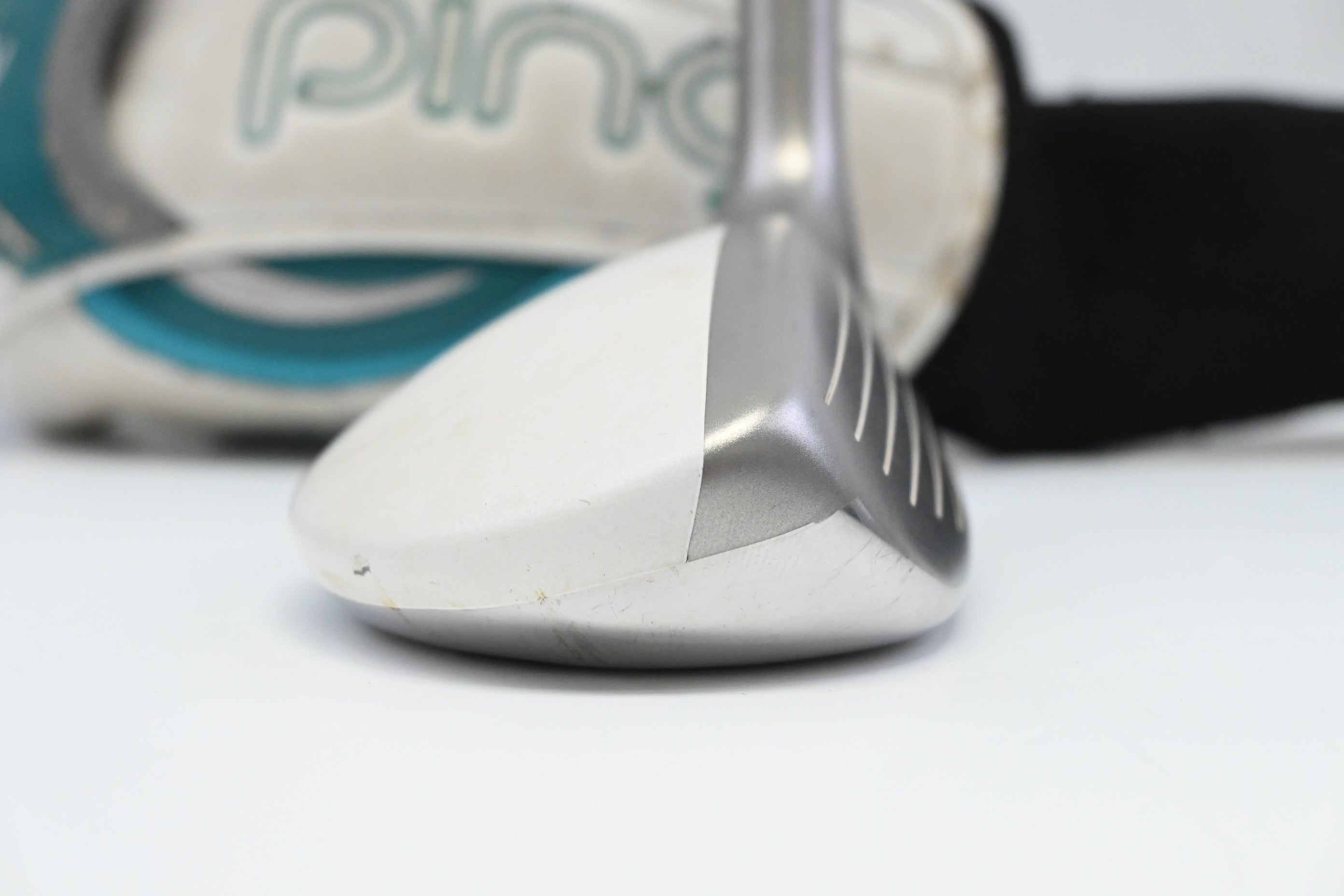 Ladies Ping Rhapsody 2015 #6 Hybrid / 30 Degree / Ladies Flex Ping ULT 220 Shaft