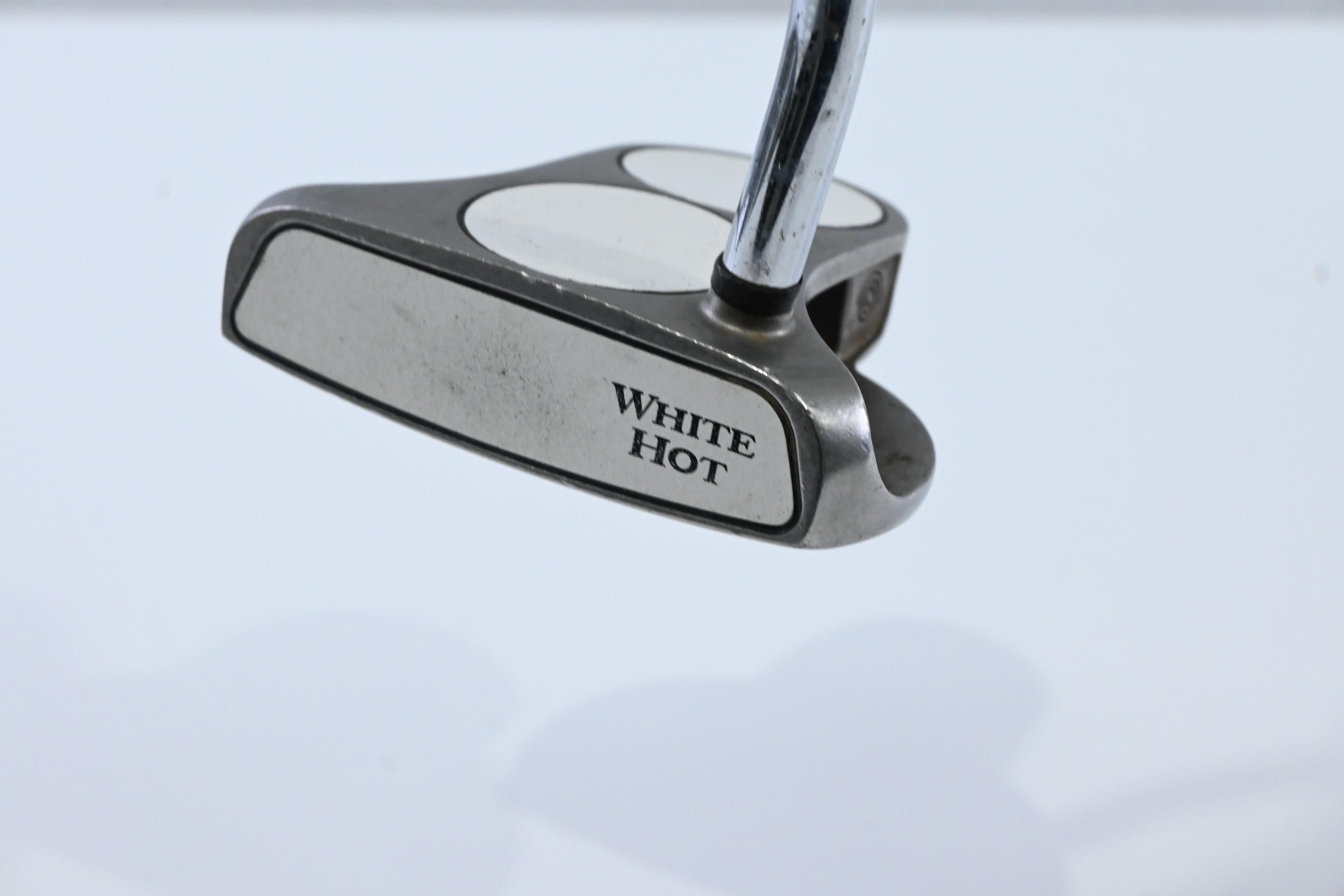 Odyssey White Hot 2 Ball Putter / 34 Inch