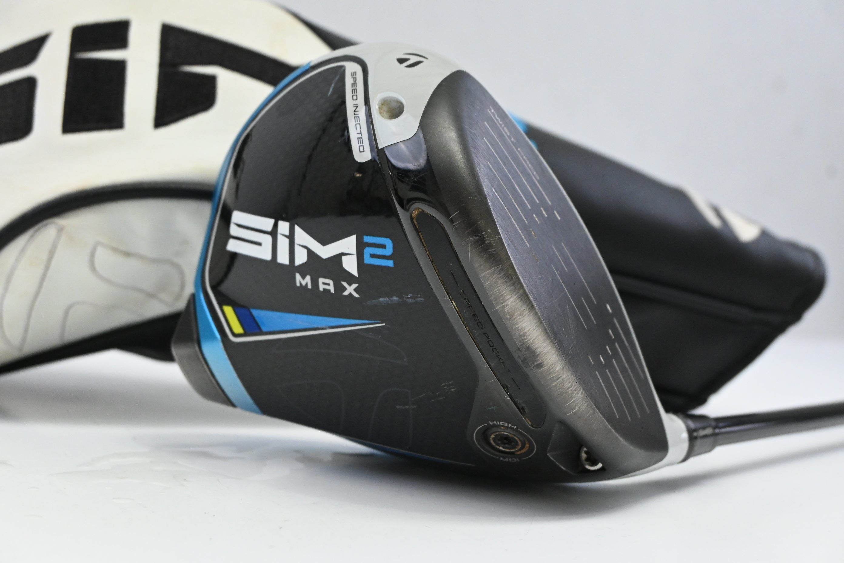 Taylormade SIM2 Max Driver / 10.5 Degree / Stiff Flex HZRDUS Smoke Black RDX 70