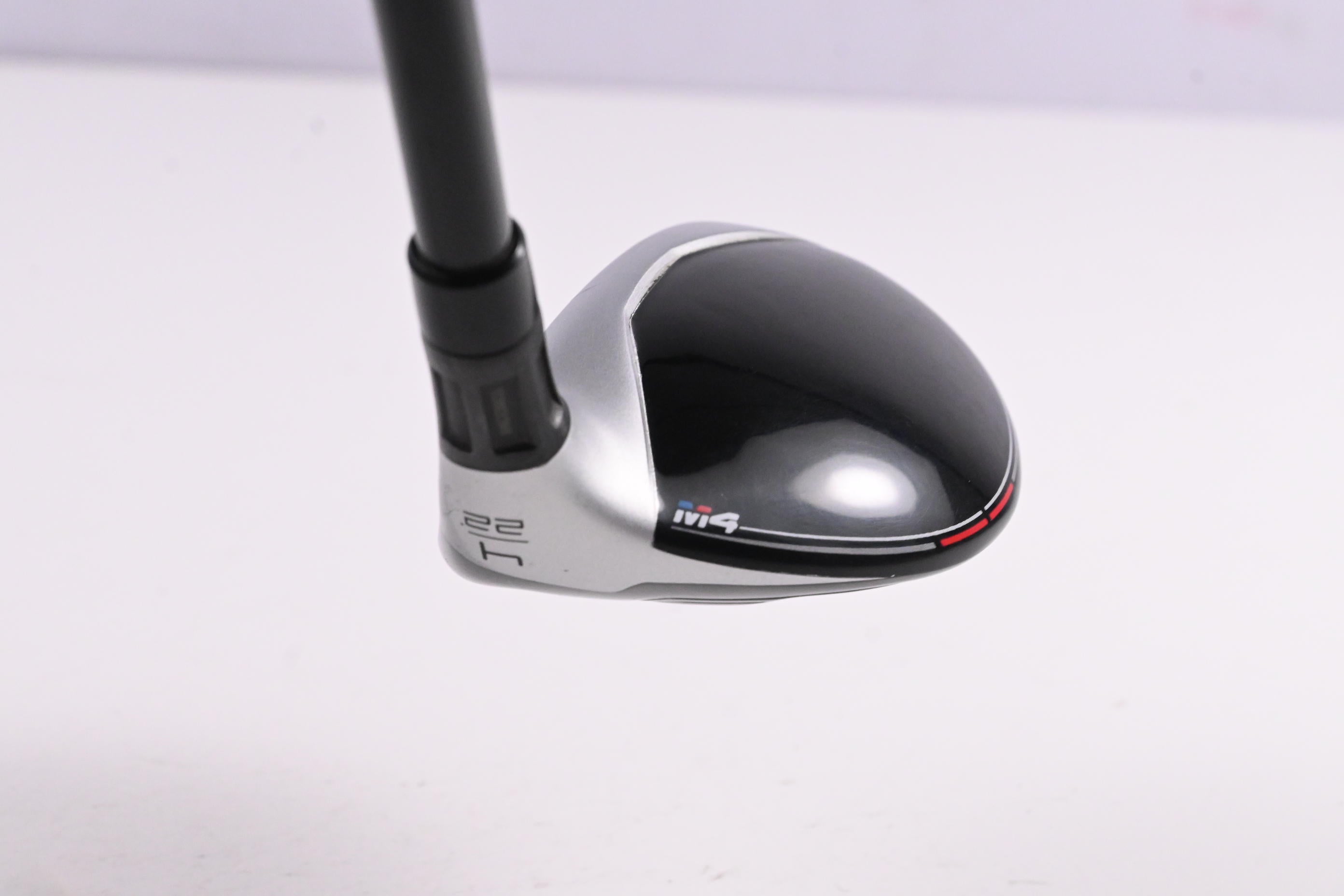 Taylormade M4 #4 Hybrid / 22 Degree / Regular Flex Fujikura Atmos Red 6 Shaft