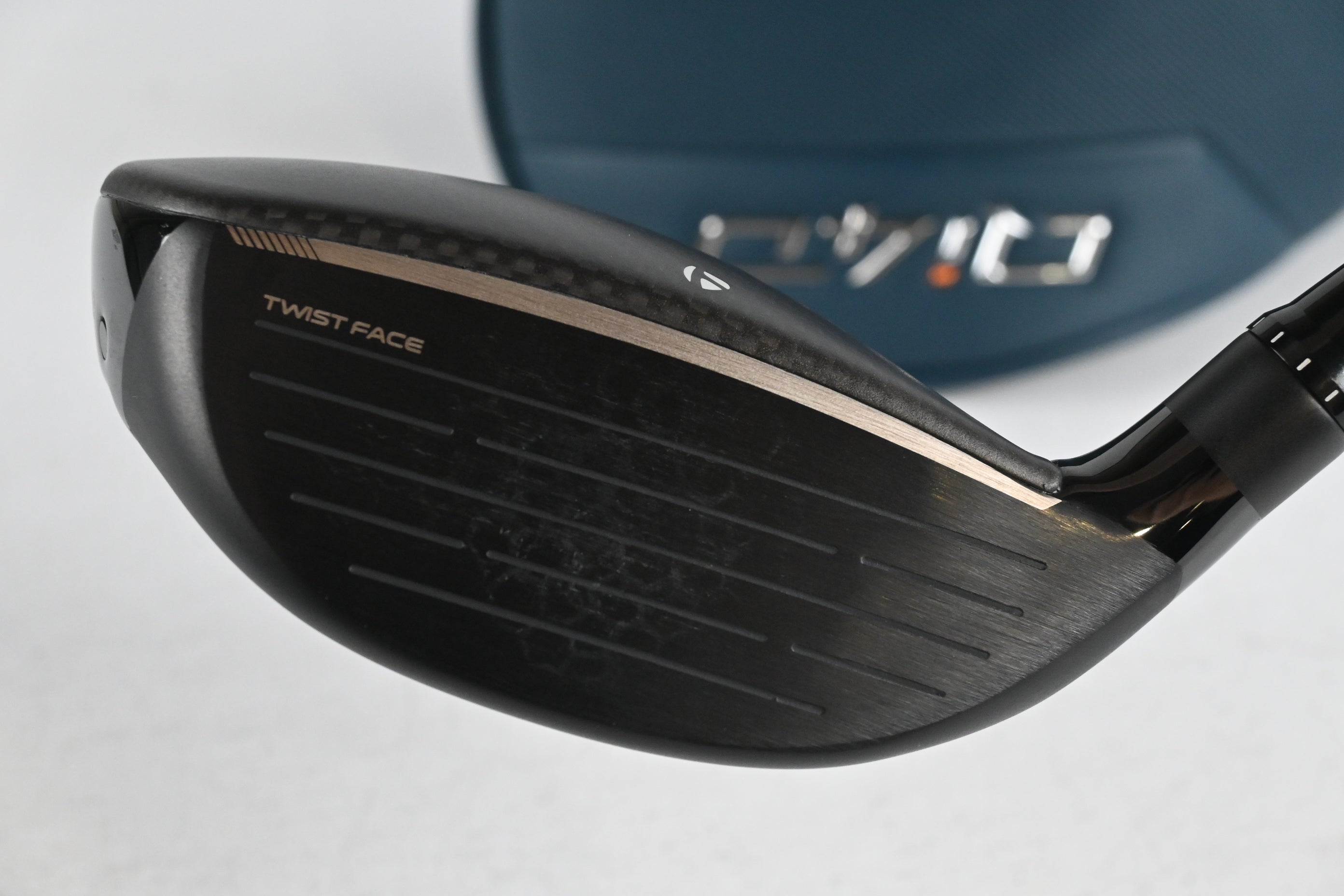 Taylormade Qi4D #7 Wood / 21 Degree / Stiff Flex Aretera 75 Shaft