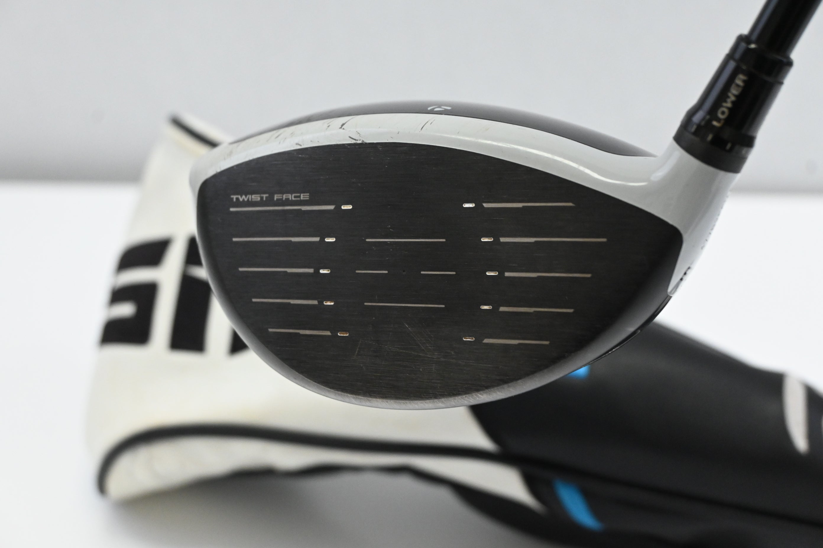 Taylormade SIM2 Max Driver / 10.5 Degree / Stiff Flex HZRDUS Smoke Black RDX 70