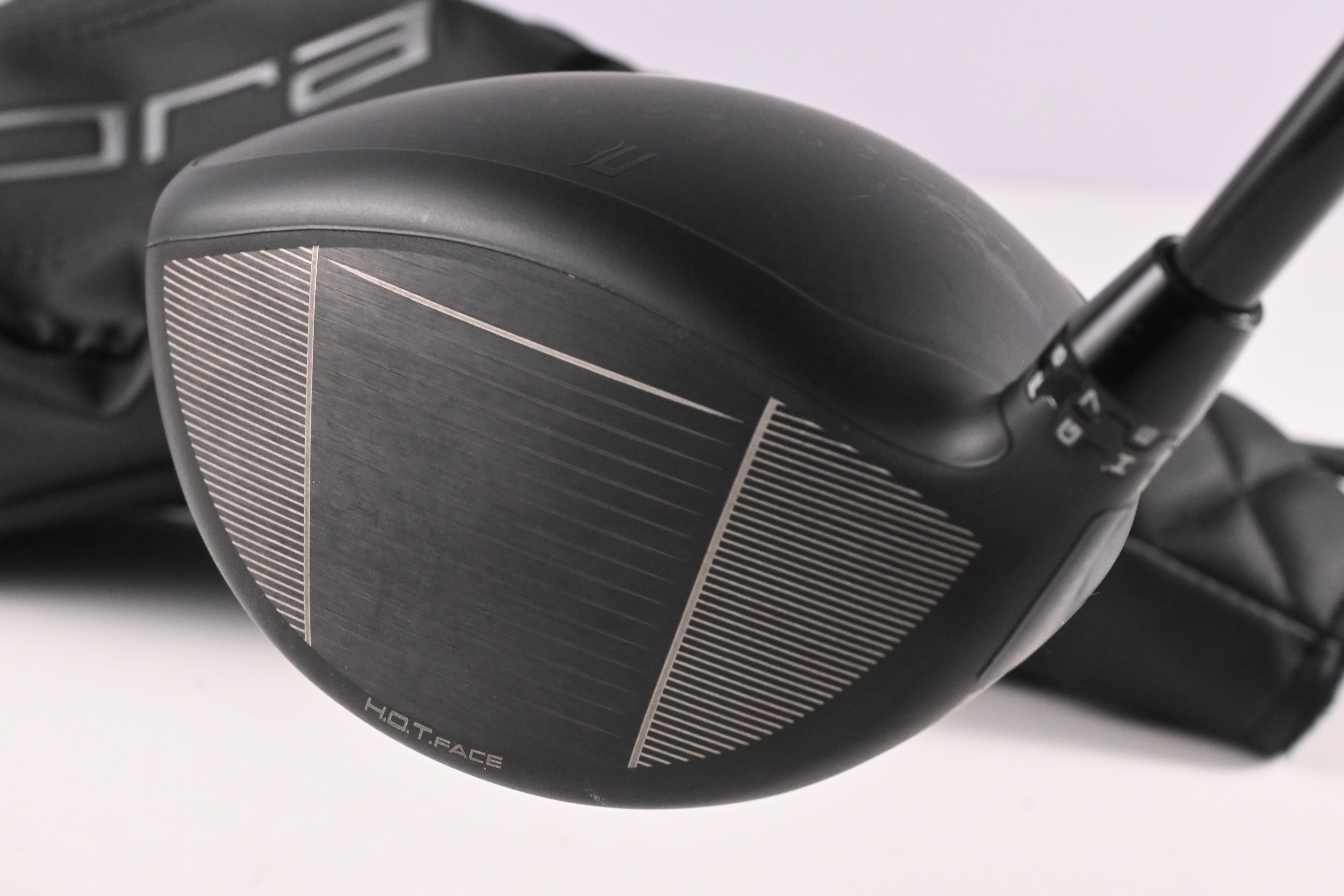 Cobra DS-Adapt LS Driver / 10.5 Degree / Stiff Flex Denali Black 70 Shaft