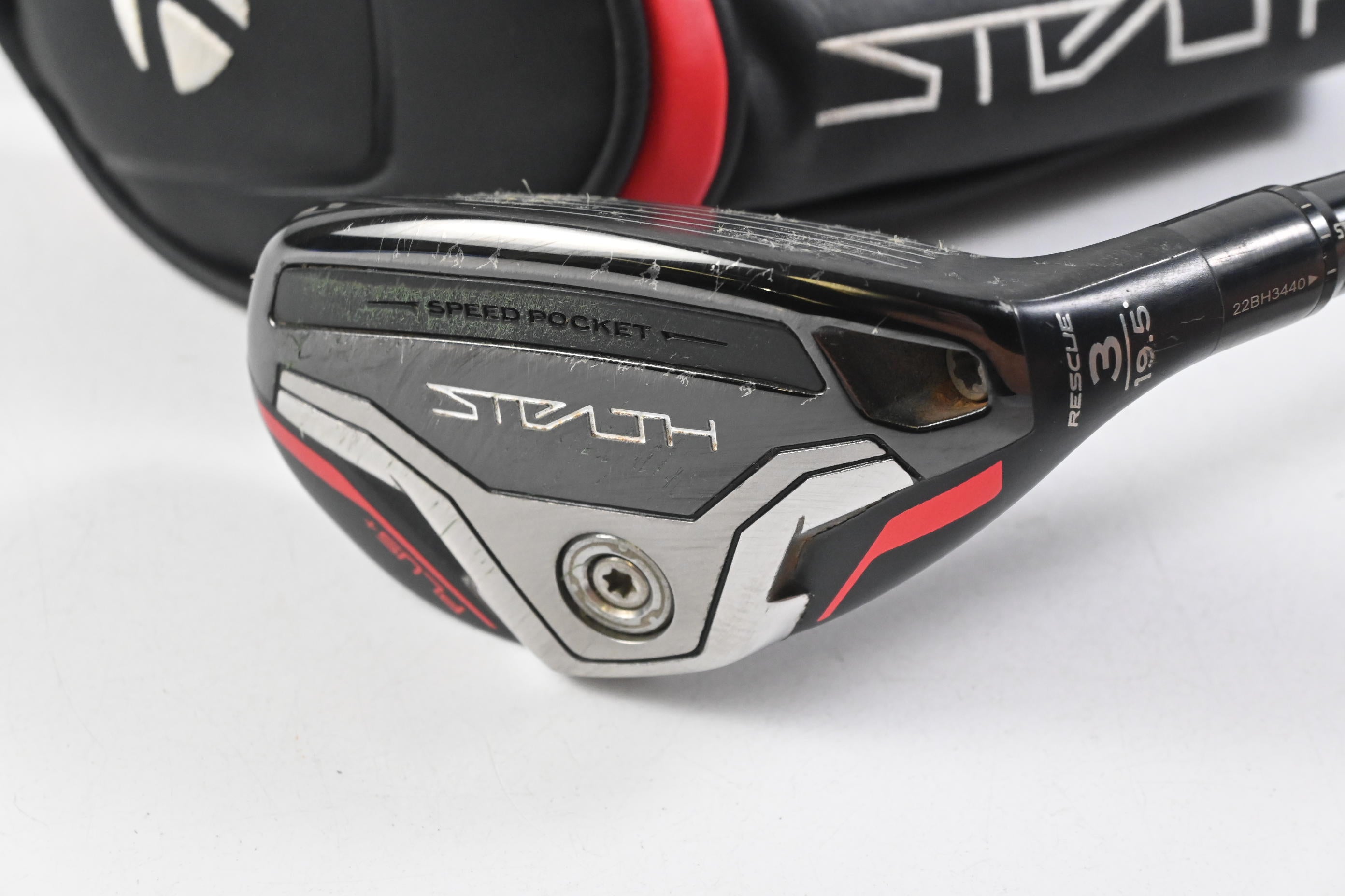 Taylormade Stealth Plus #3 Hybrid / 19.5 Degree / Stiff Flex HZRDUS Smoke RDX