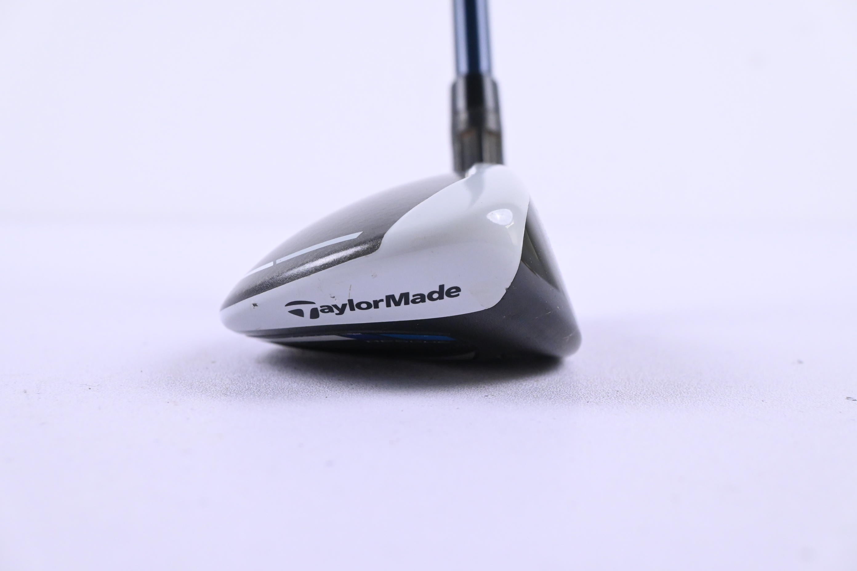 Taylormade SIM Max #3 Hybrid / 19 Degree / Stiff Flex Fujikura Ventus Blue 7