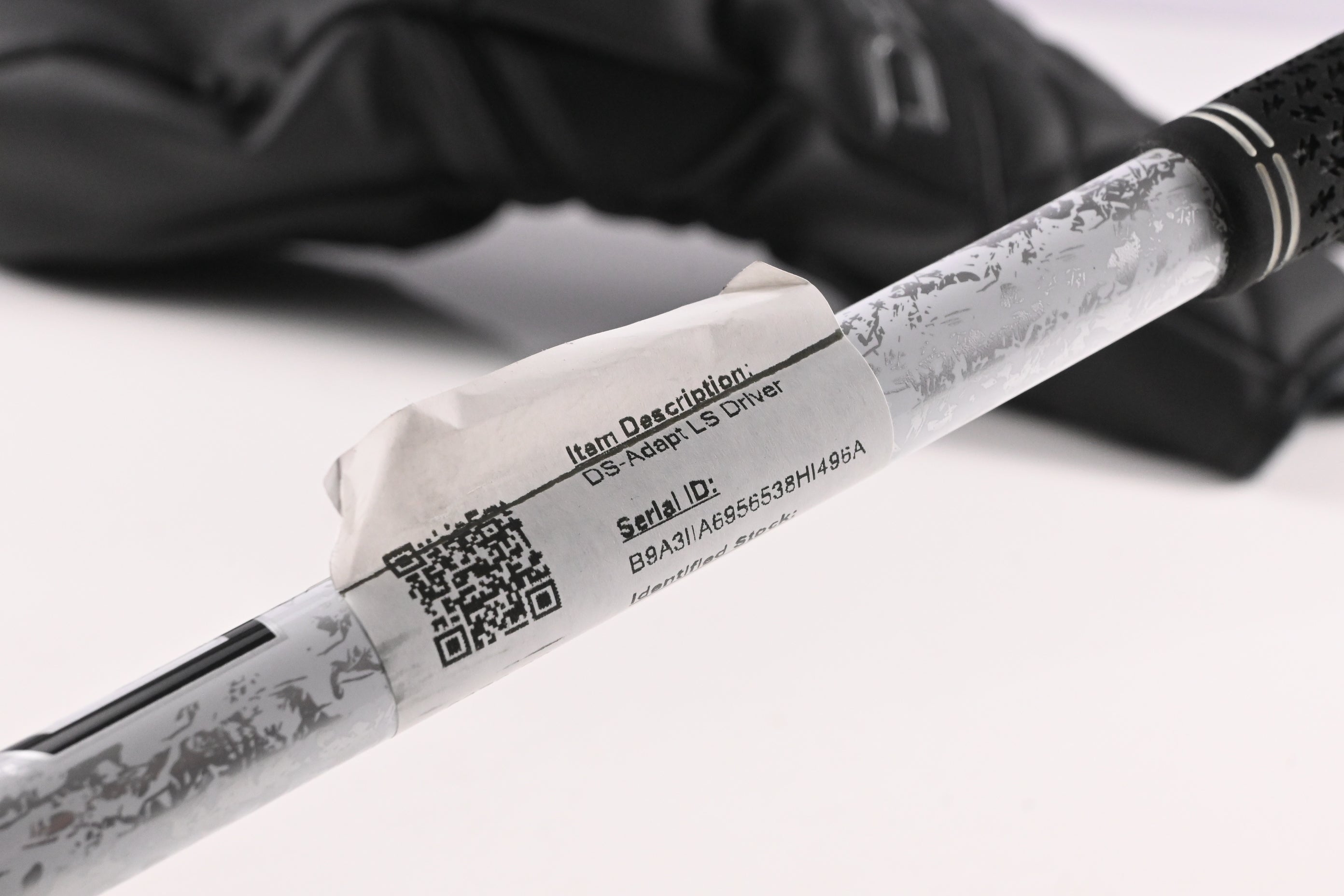 Cobra DS-Adapt LS Driver / 10.5 Degree / Stiff Flex Denali Black 70 Shaft