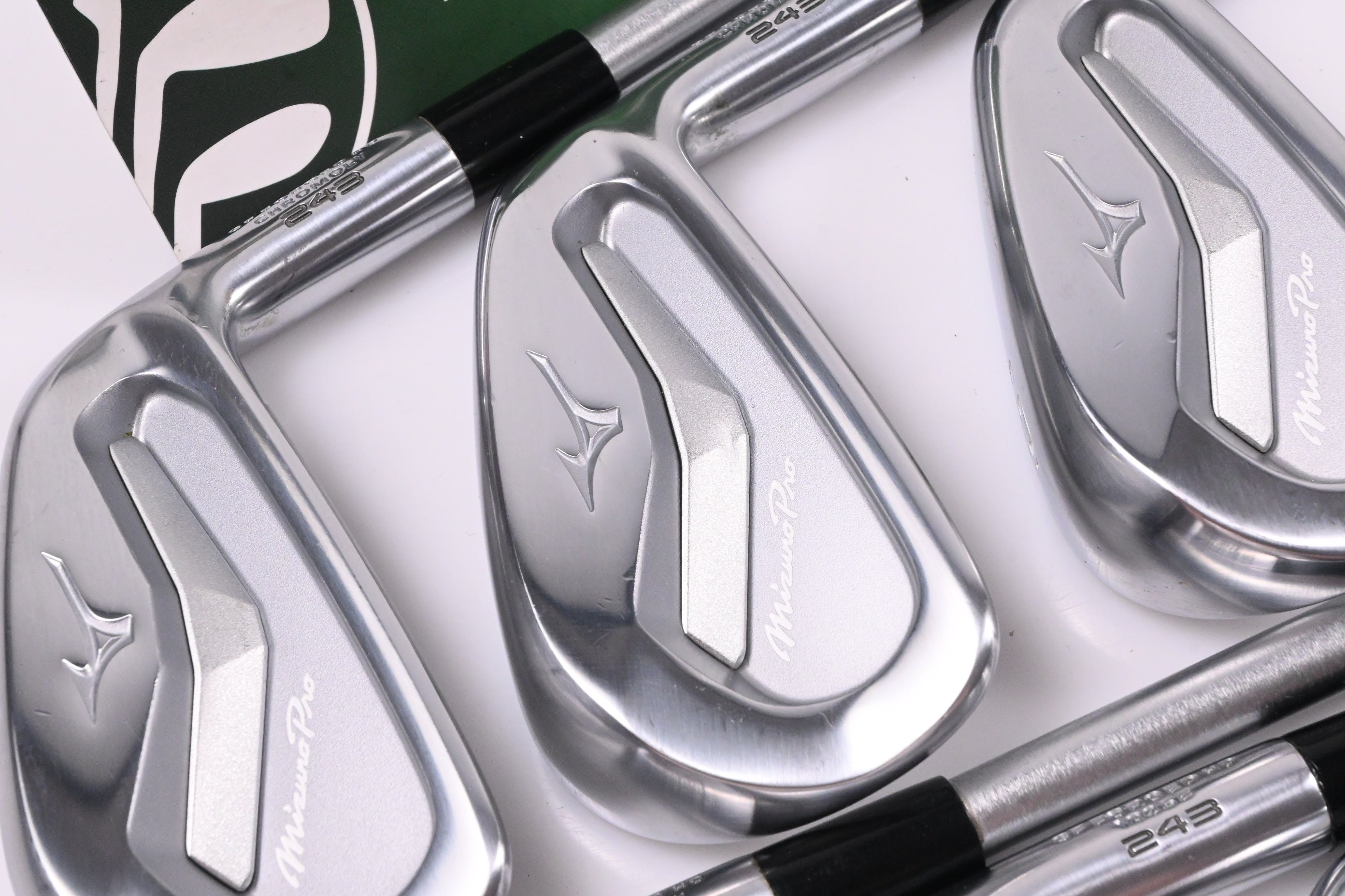 Mizuno Pro 243 Irons / 4-PW / X-Flex KBS Tour C-Taper 130