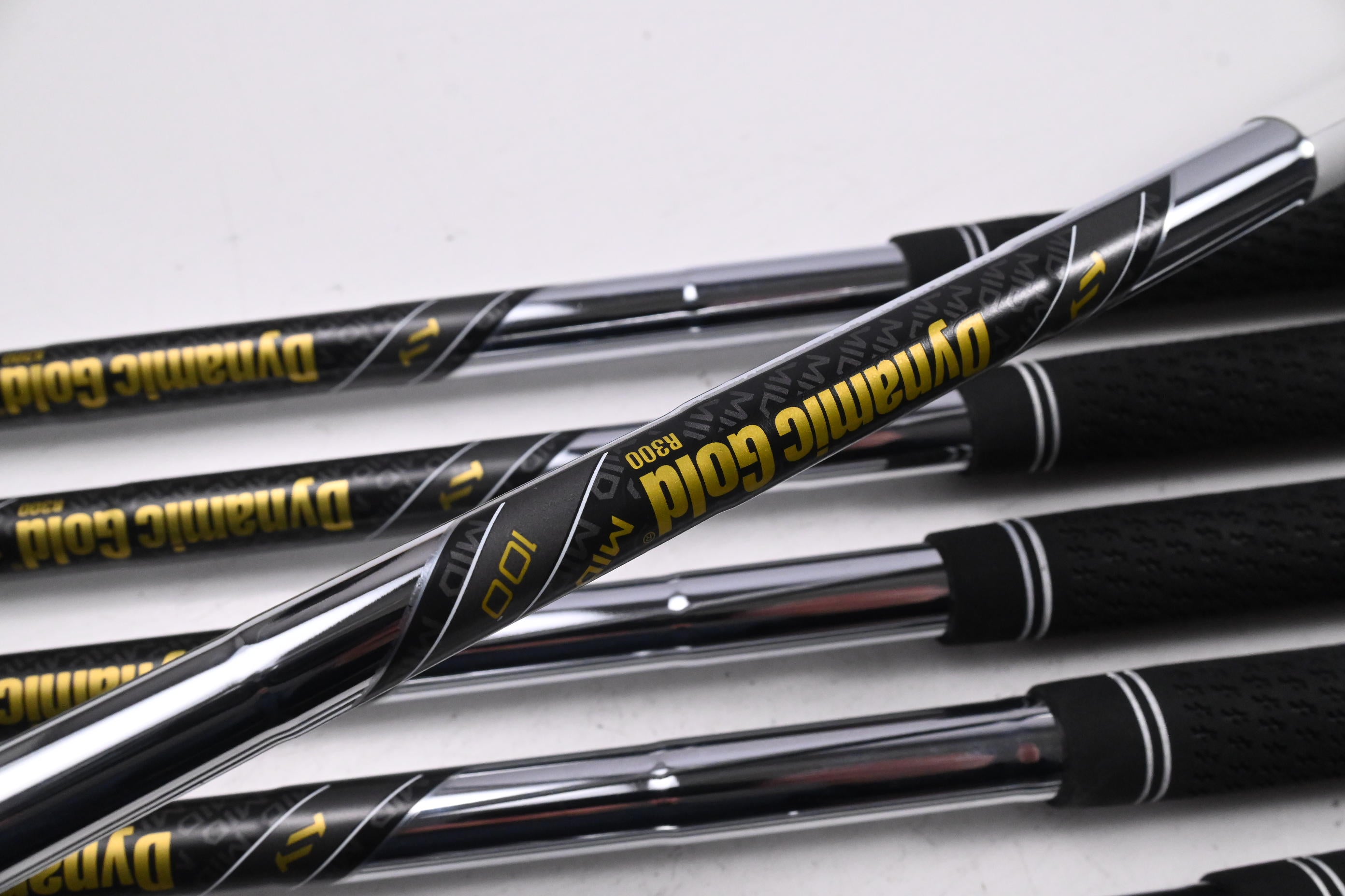 Ping G730 Irons / 6-PW+UW+56° / Blue Dot / Regular Flex Dynamic Gold MID 100 R300