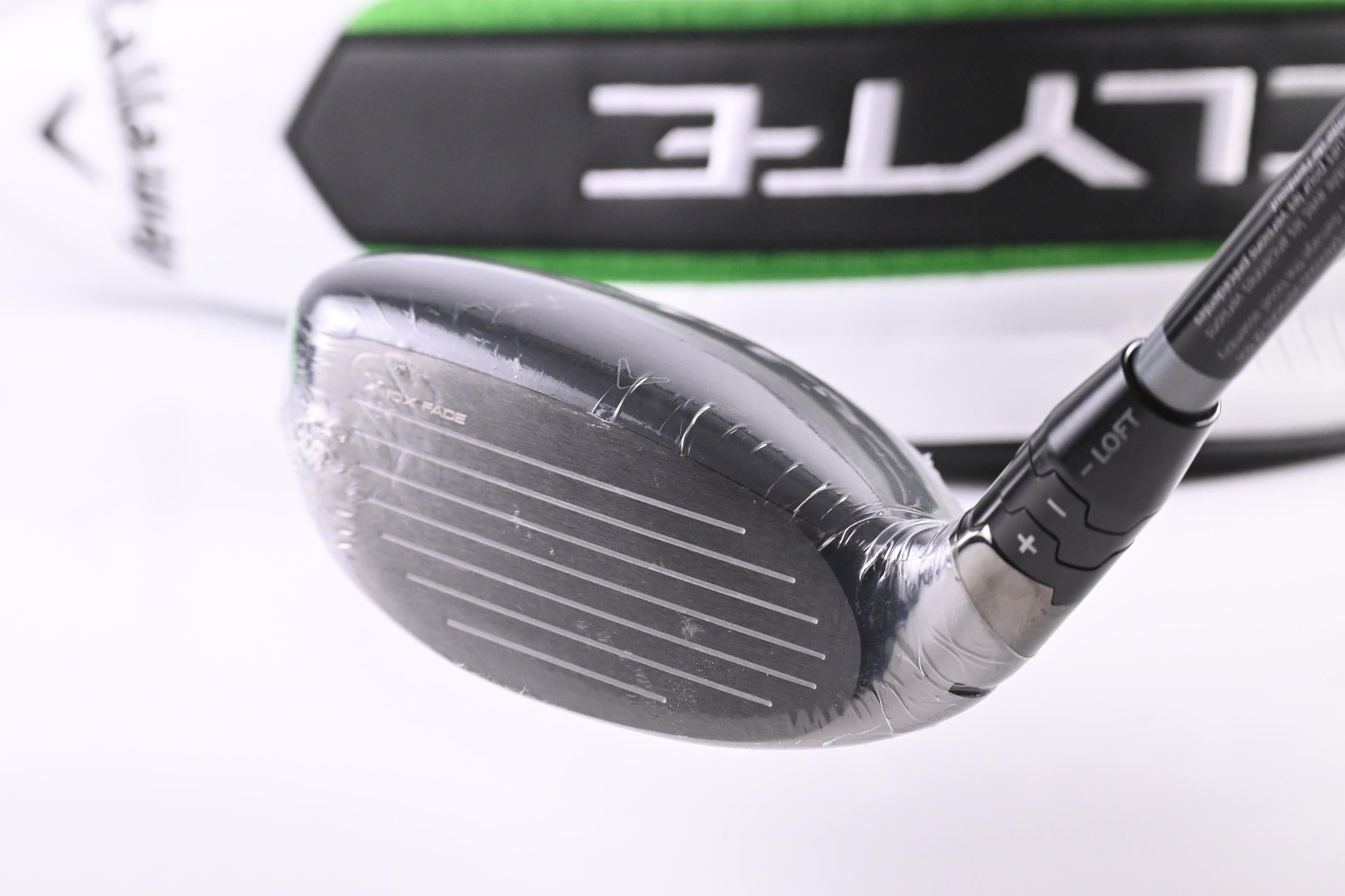 Callaway Elyte X #4 Hybrid / 21 Degree / Regular Flex Denali Charcoal 60 Shaft