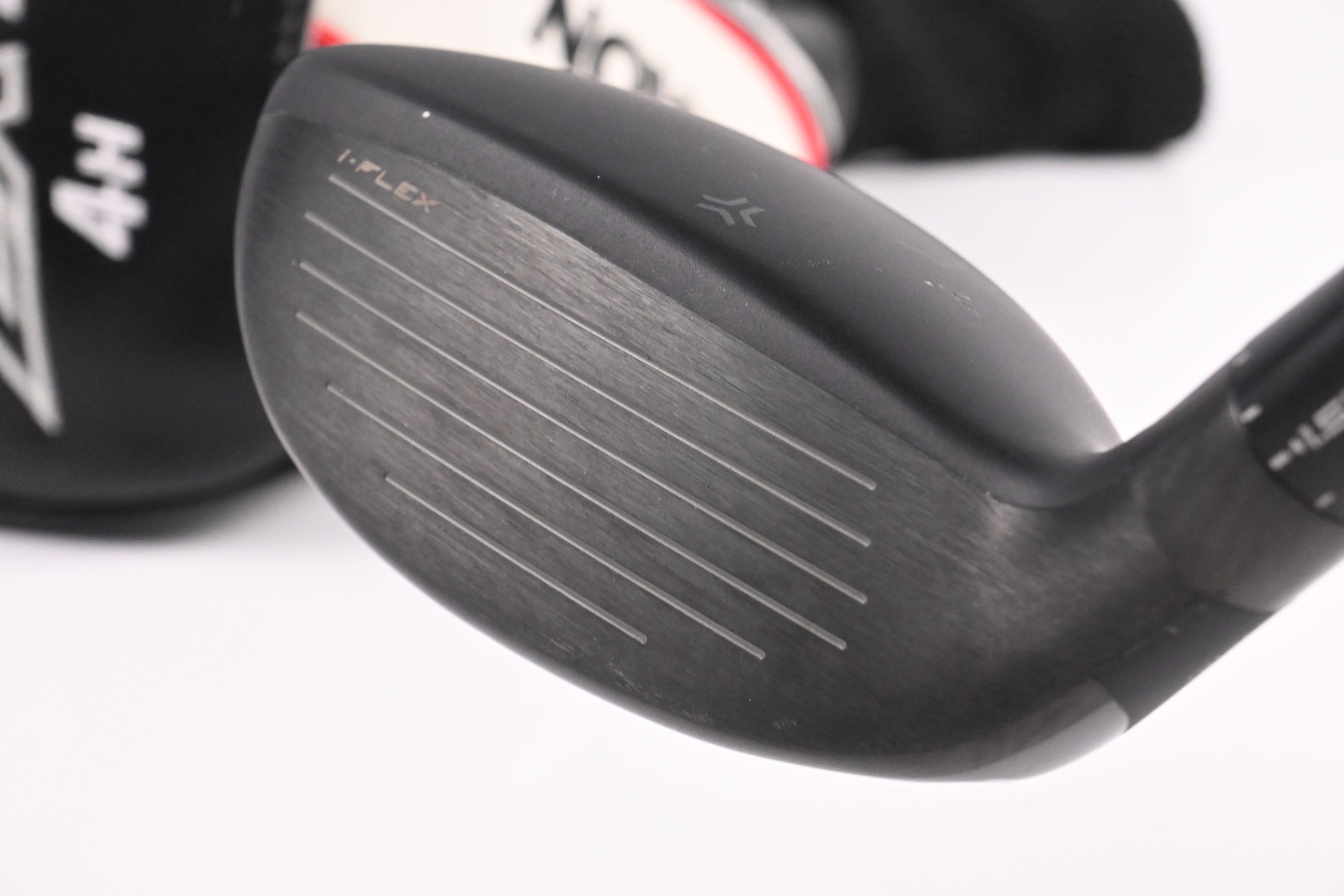 Srixon ZXi #4 Hybrid / 22 Degree / Regular Flex Fujikura Ventus TR Blue 7 Shaft