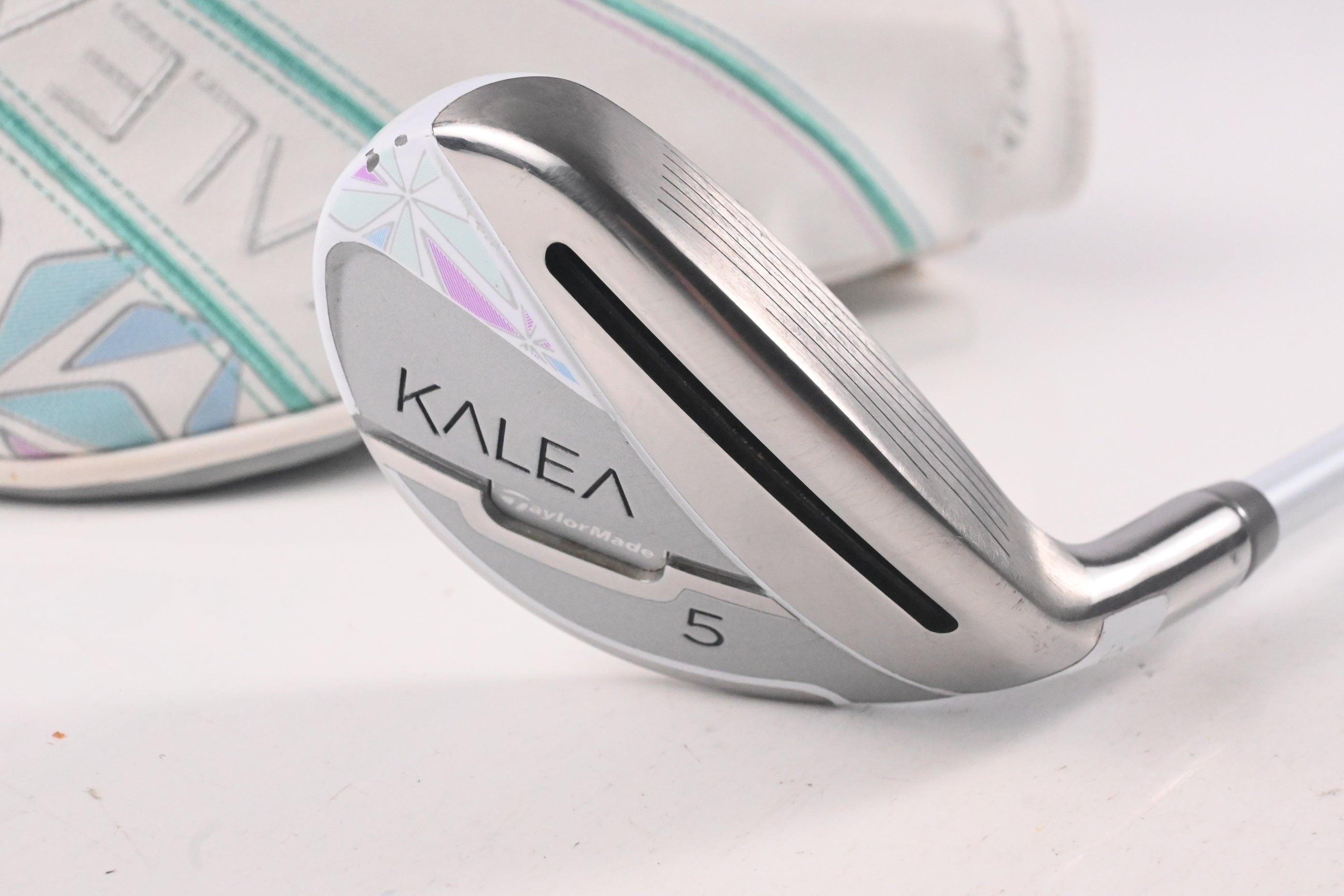 Ladies Taylormade Kalea 3 #5 Hybrid / 26 Degree / Ladies Flex Kalea 45 Shaft