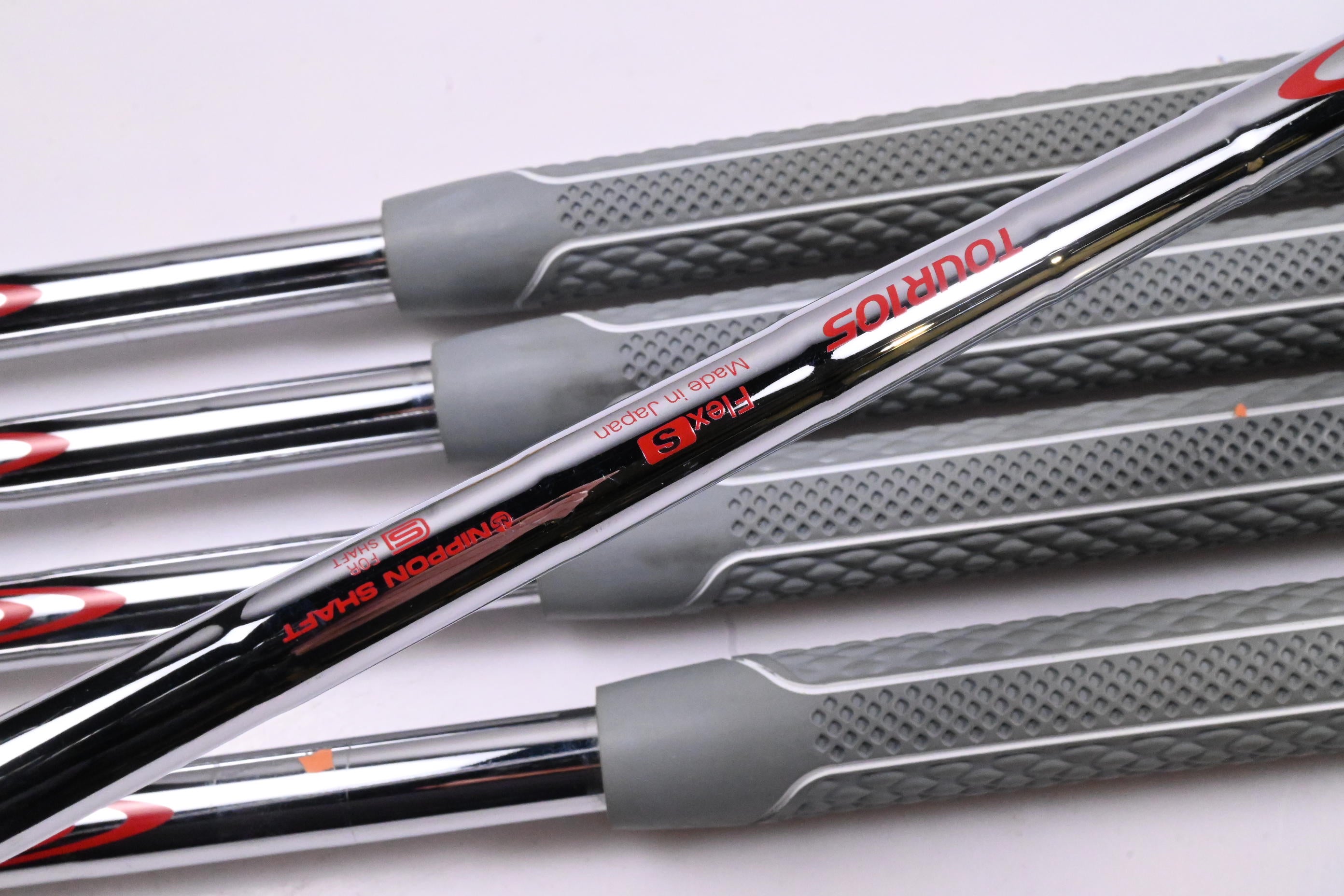 Srixon ZXi7 Irons / 6-PW / Stiff Flex N.S.Pro Modus³ Tour 105 Shafts