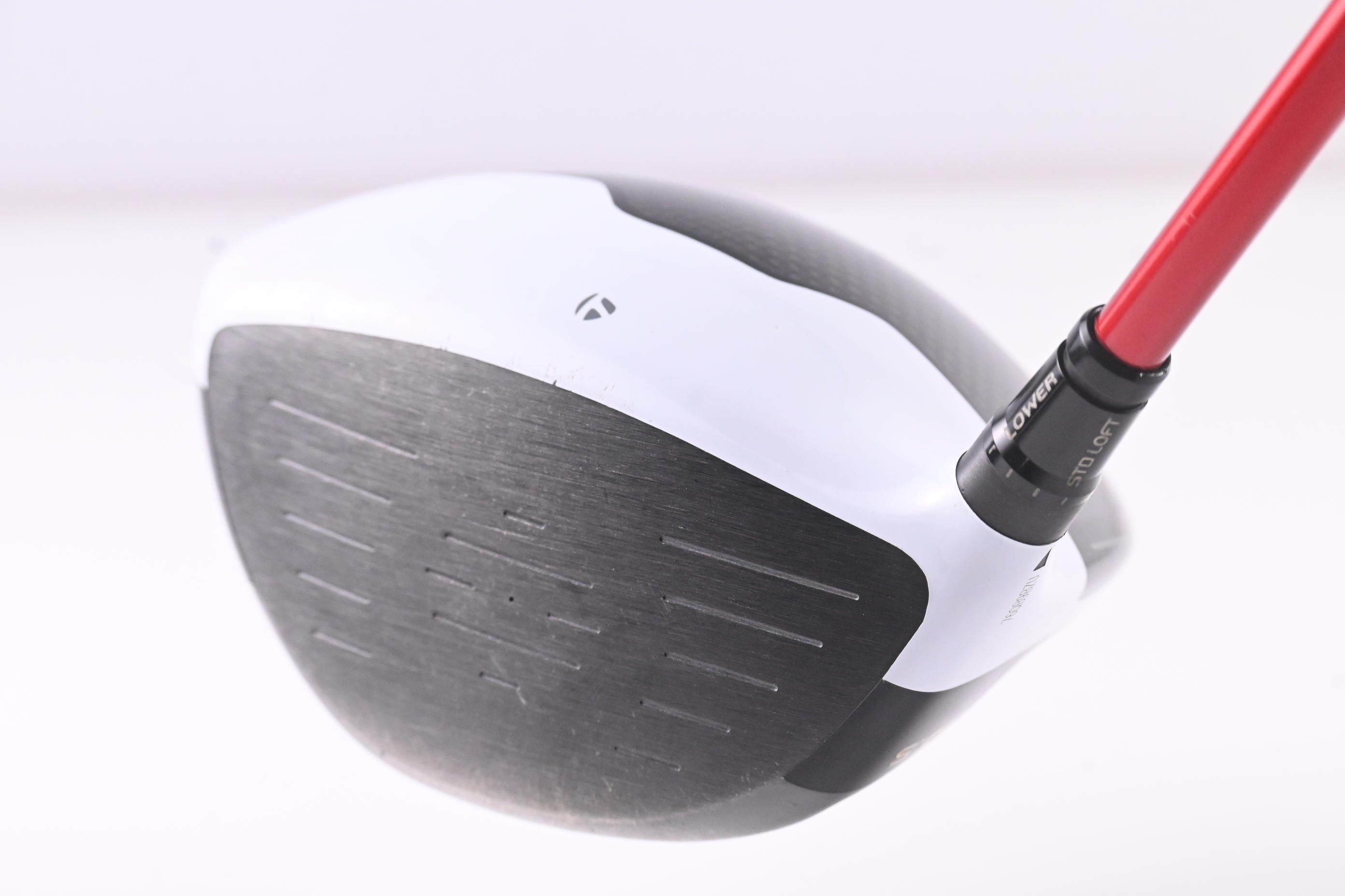 Taylormade M2 2016 Driver / 10.5 Degree / Regular Flex Fujikura Ventus Red 5