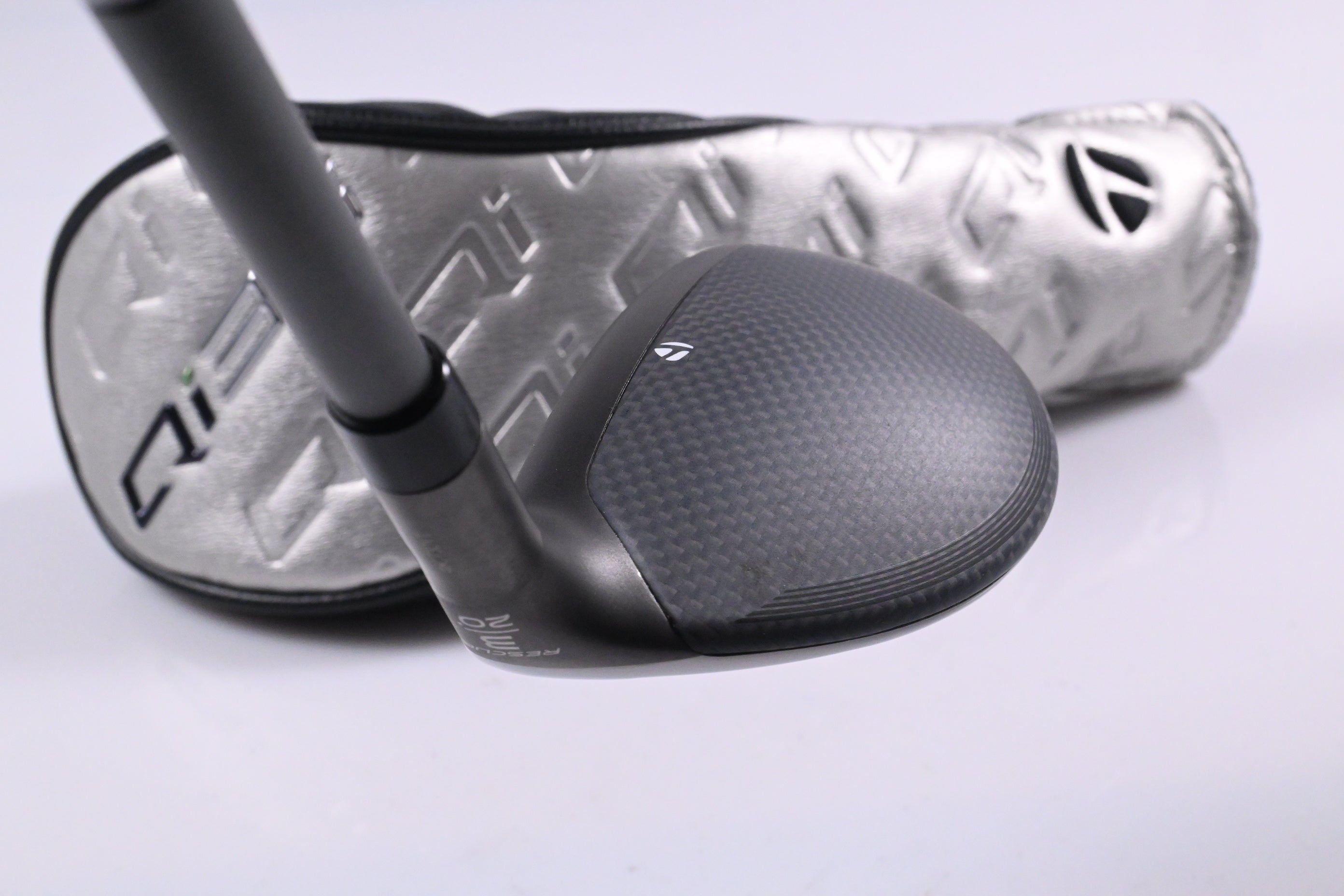 Taylormade Qi35 #3 Hybrid / 20 Degree / Regular Flex Fujikura Air Speeder 50