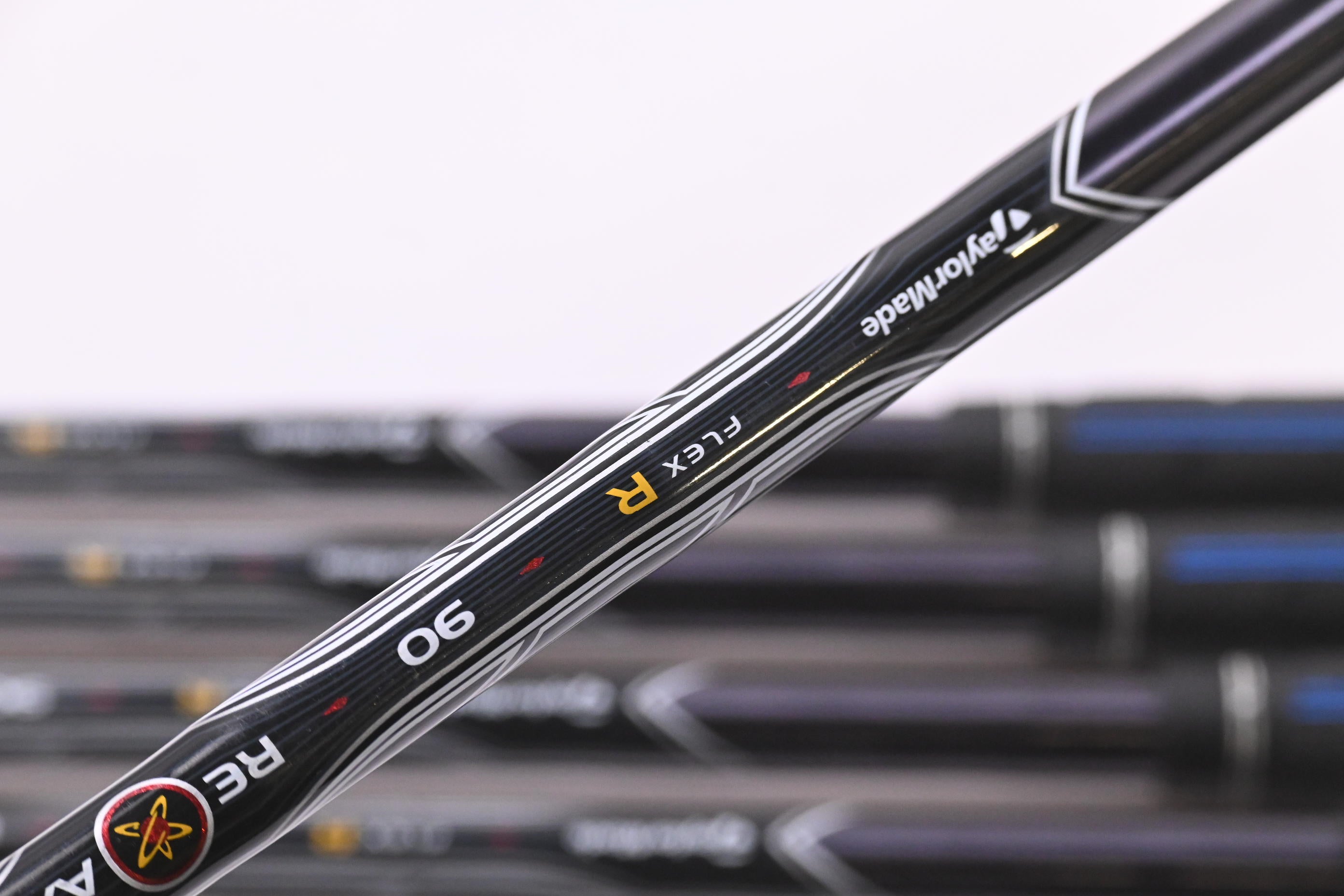 Taylormade R7 CGB Max Irons / 4-9i / Regular Flex Taylormade Reax 90 Shafts
