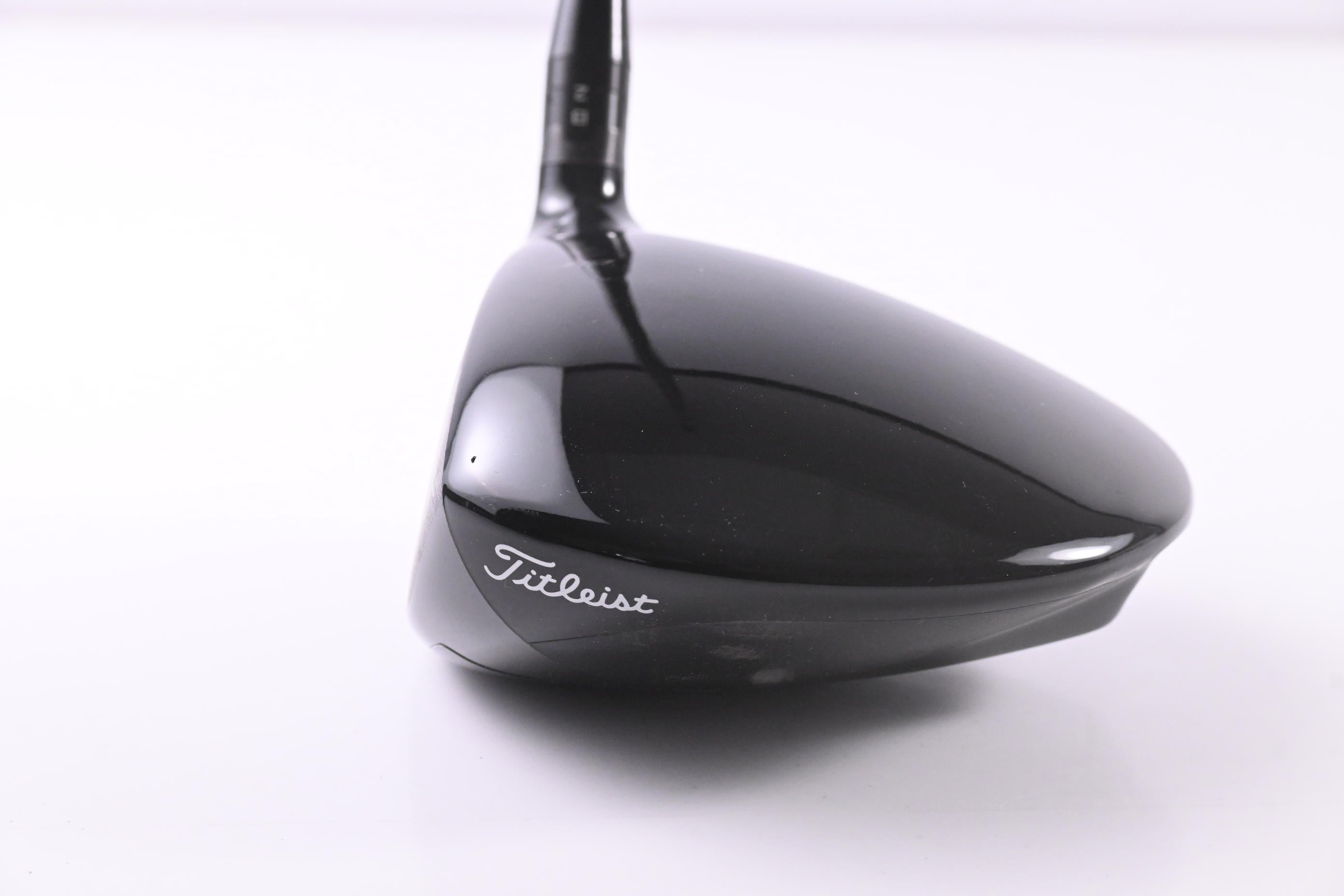 Left Hand Titleist GT1 Driver / 10 Degree / TX-Flex Tensei 1K Black 65 Shaft
